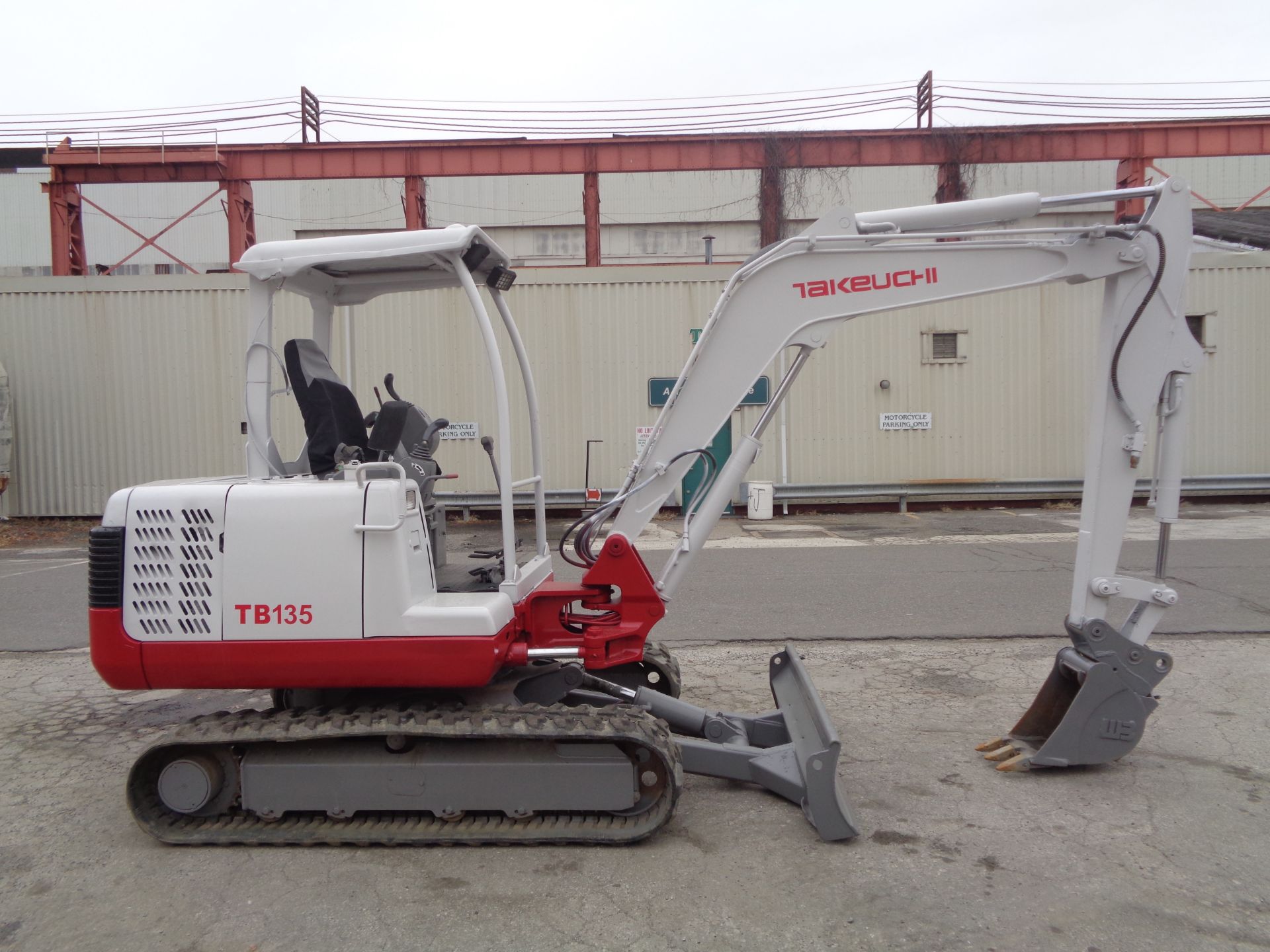 Takeuchi TB135 Mini Excavator - Image 7 of 12