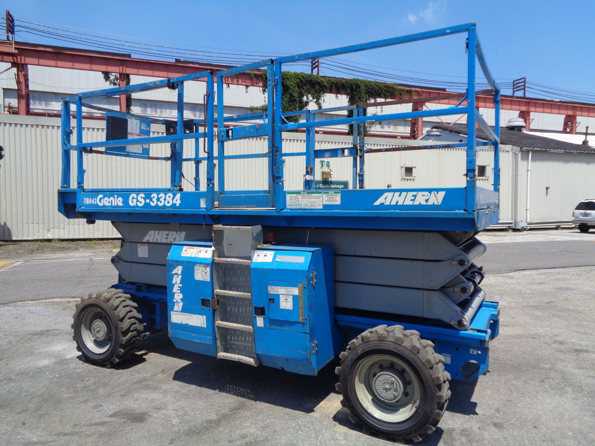 2008 Genie GS3384 Rough Terrain 4x4 33ft Scissor Lift - Image 2 of 27