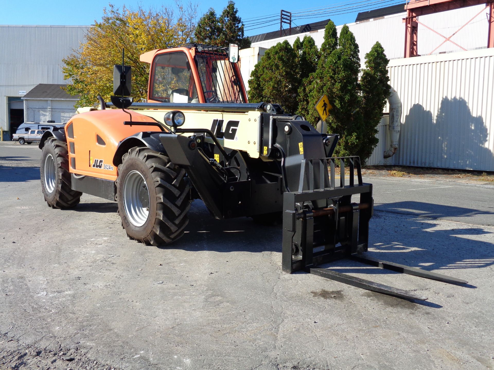 2016 JLG 3614RS 8,000lb Telescopic Forklift - Image 6 of 16