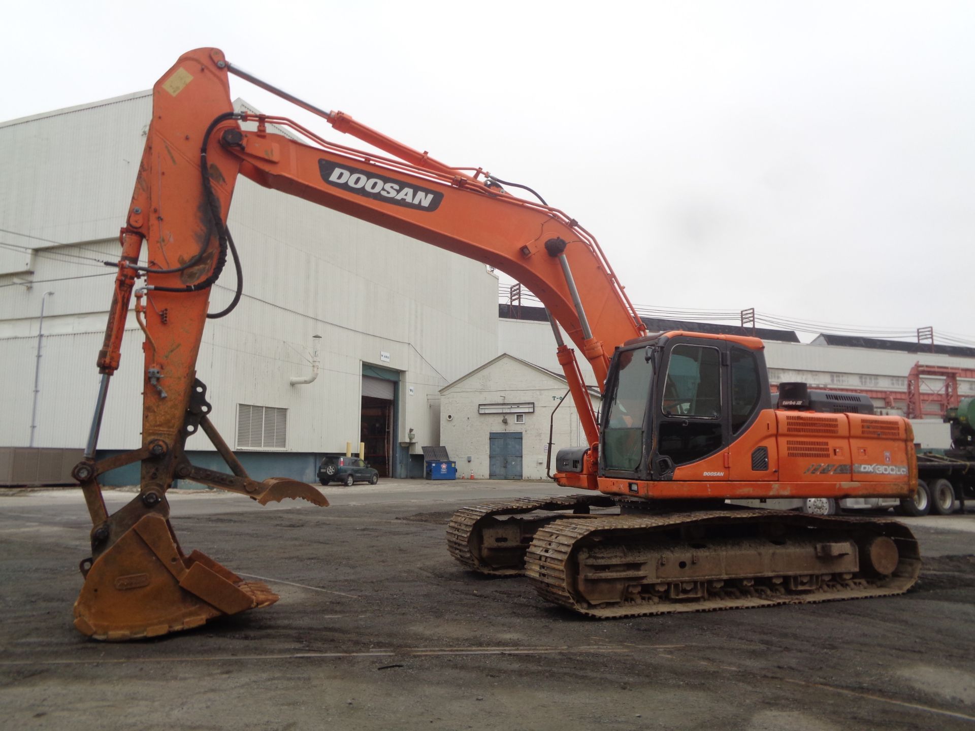 2013 Doosan DX300LC-3 Excavator - Image 11 of 14