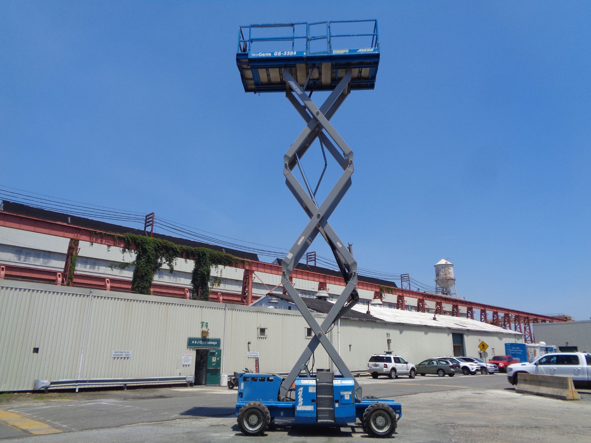 2008 Genie GS3384 Rough Terrain 4x4 33ft Scissor Lift - Image 18 of 27