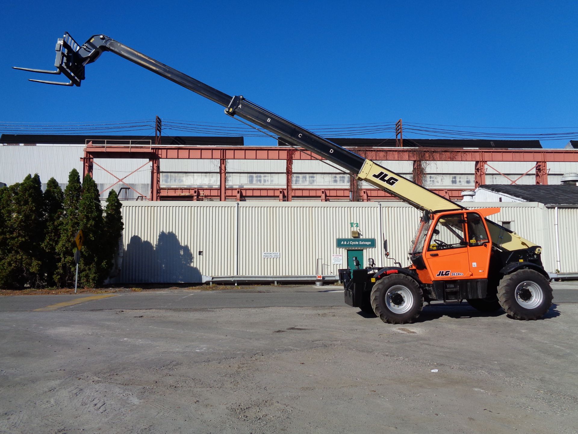 2016 JLG 3614RS 8,000lb Telescopic Forklift - Image 14 of 16