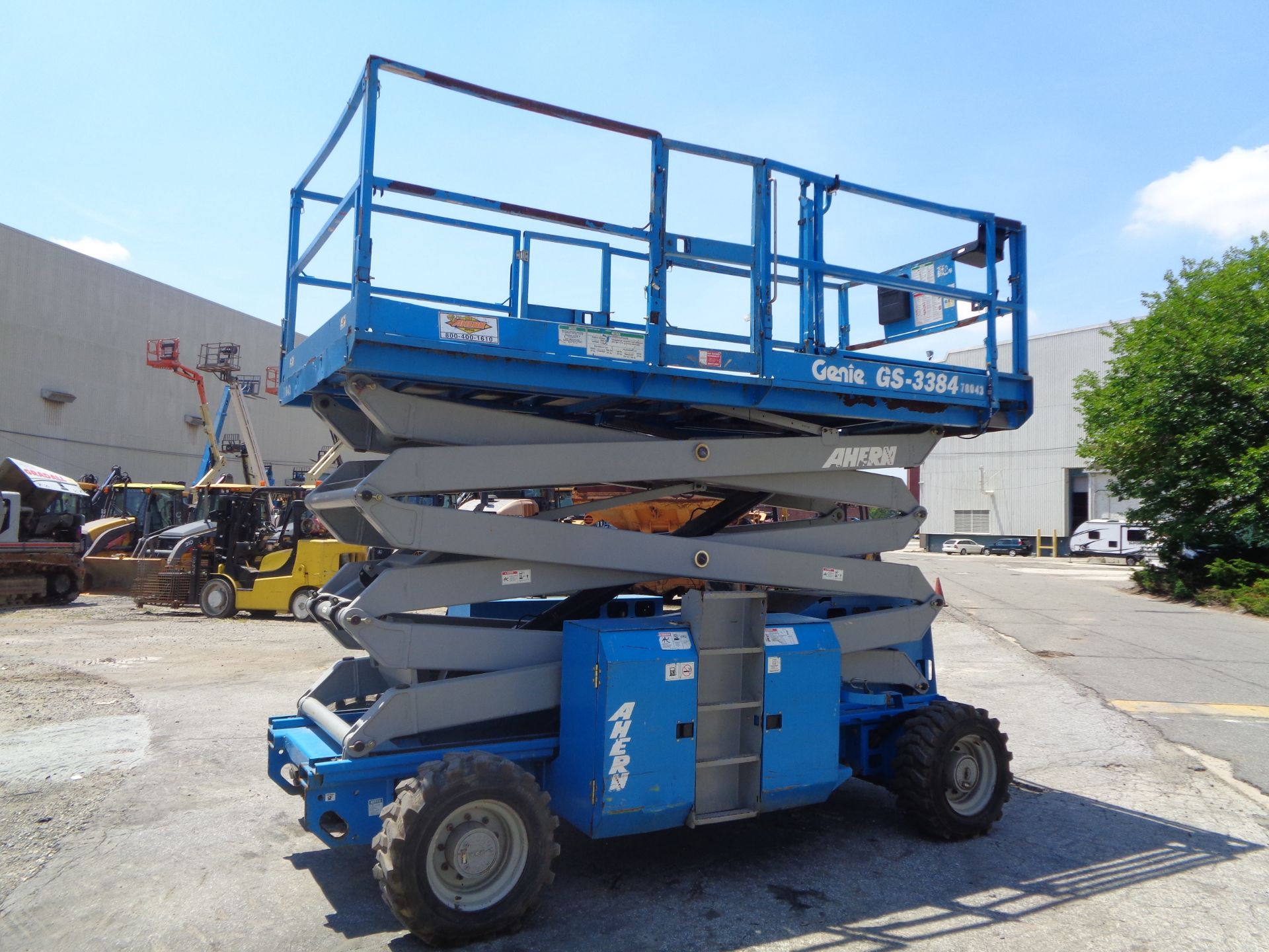 2008 Genie GS3384 Rough Terrain 4x4 33ft Scissor Lift - Image 12 of 27