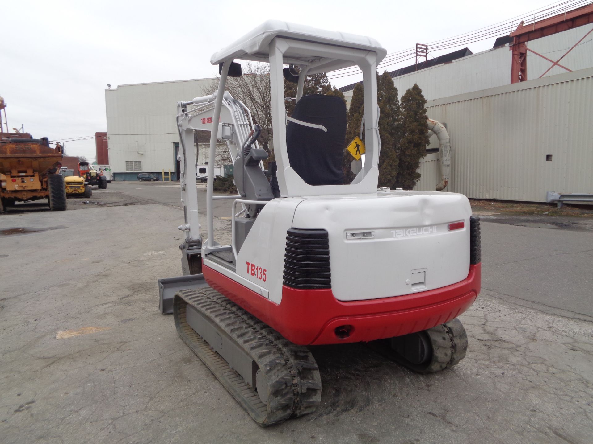 Takeuchi TB135 Mini Excavator - Image 4 of 12