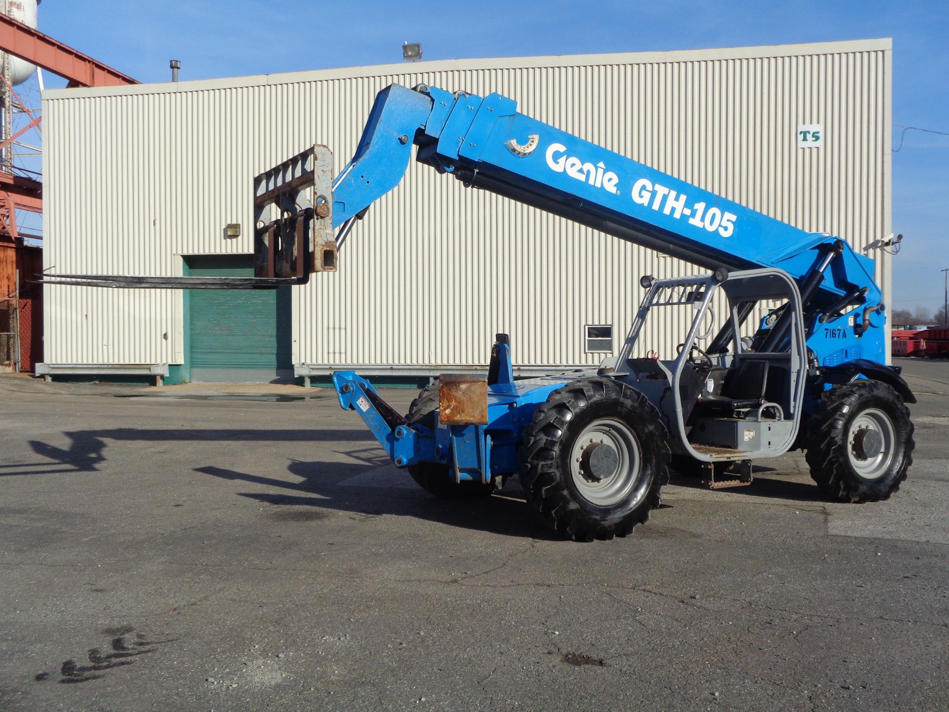 2013 Genie GTH1056 10,000lb Telescopic Forklift - Image 7 of 17