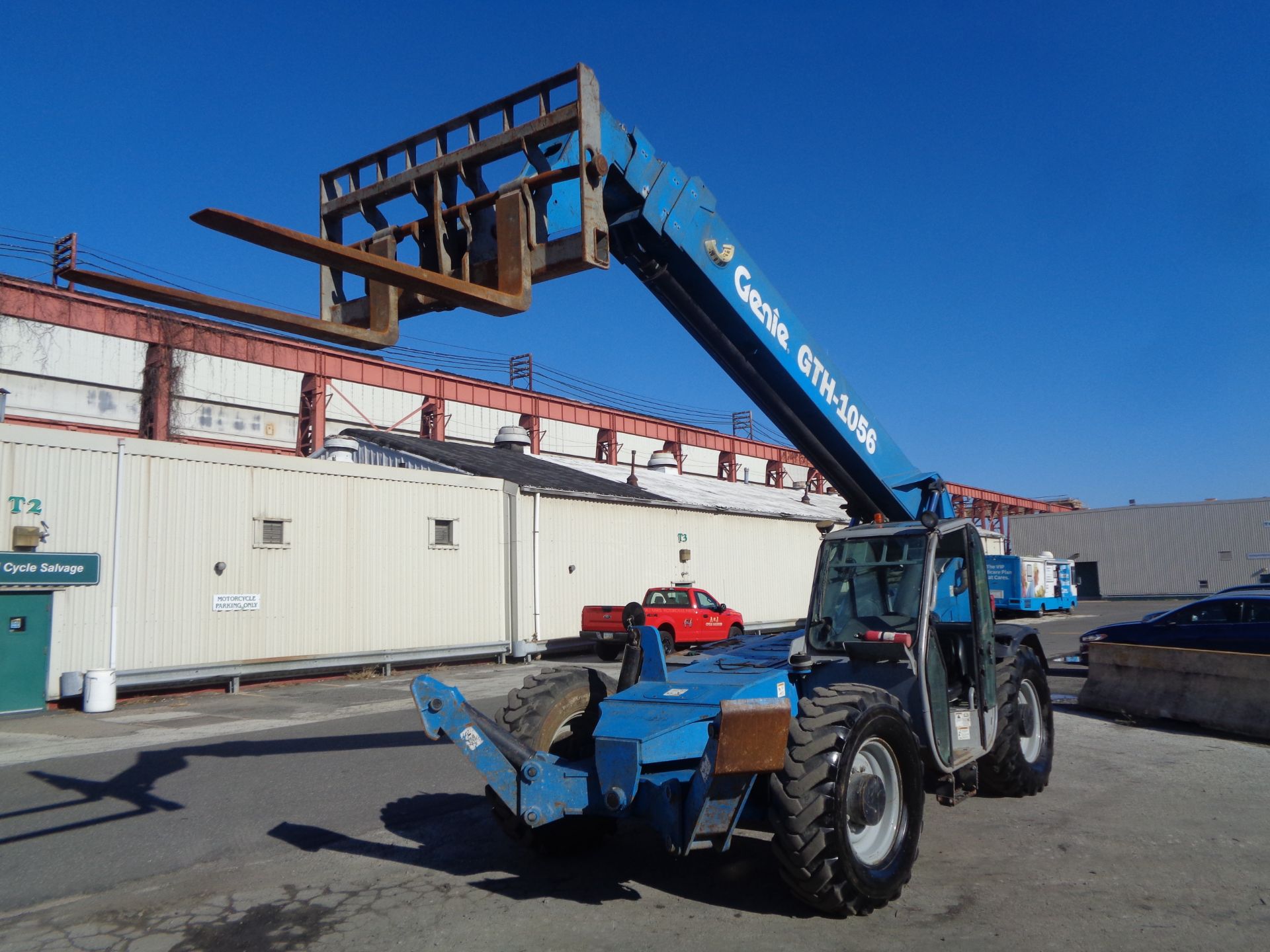 2011 Genie GTH1056 10,000lb Telescopic Forklift - Image 7 of 19