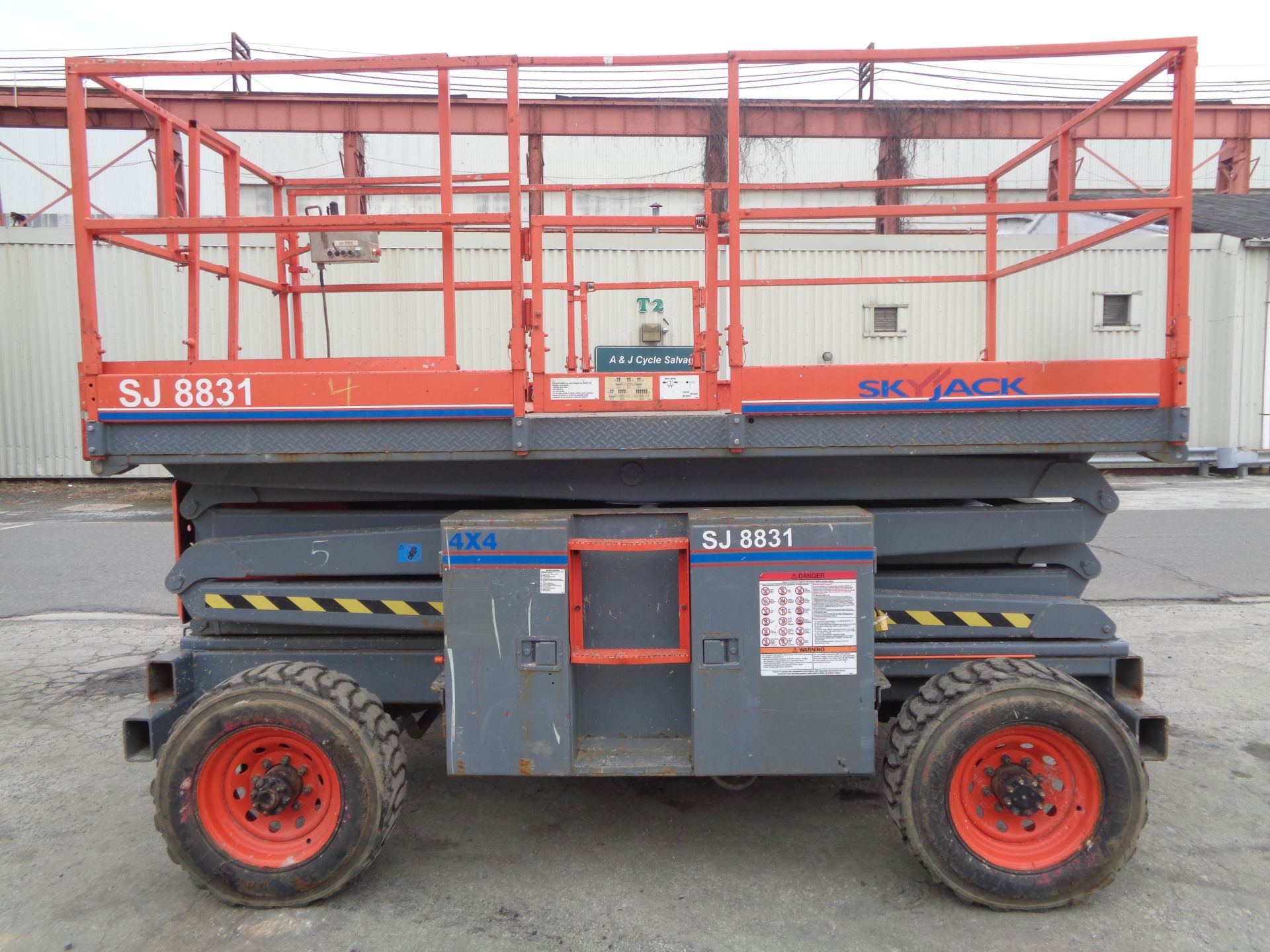 2006 Skyjack 8831RT 4x4 Scissorlift