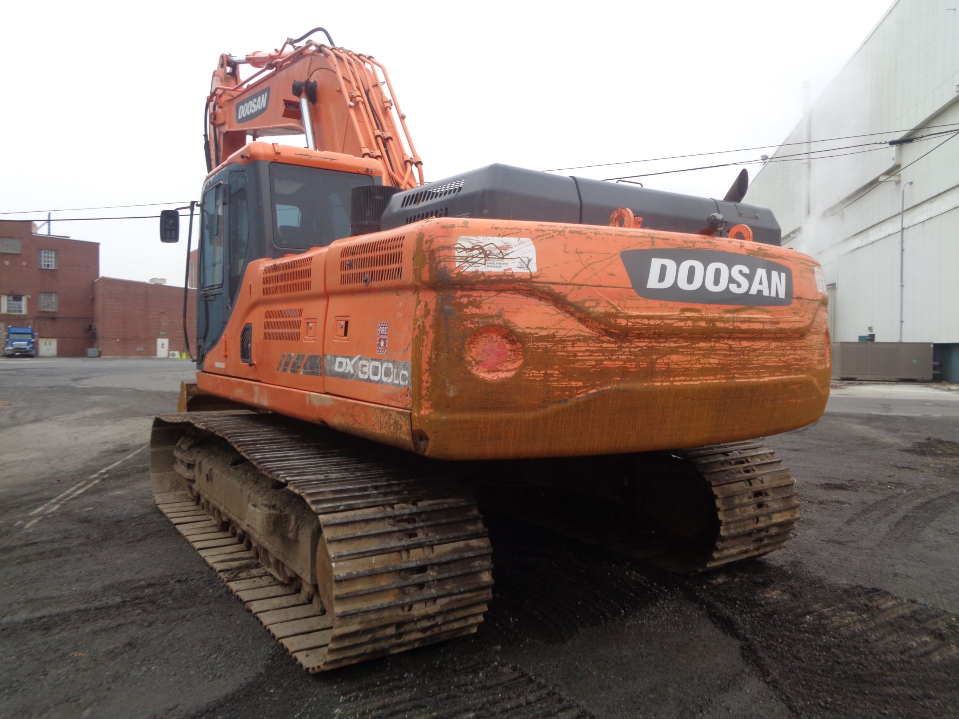 2013 Doosan DX300LC-3 Excavator - Image 7 of 14