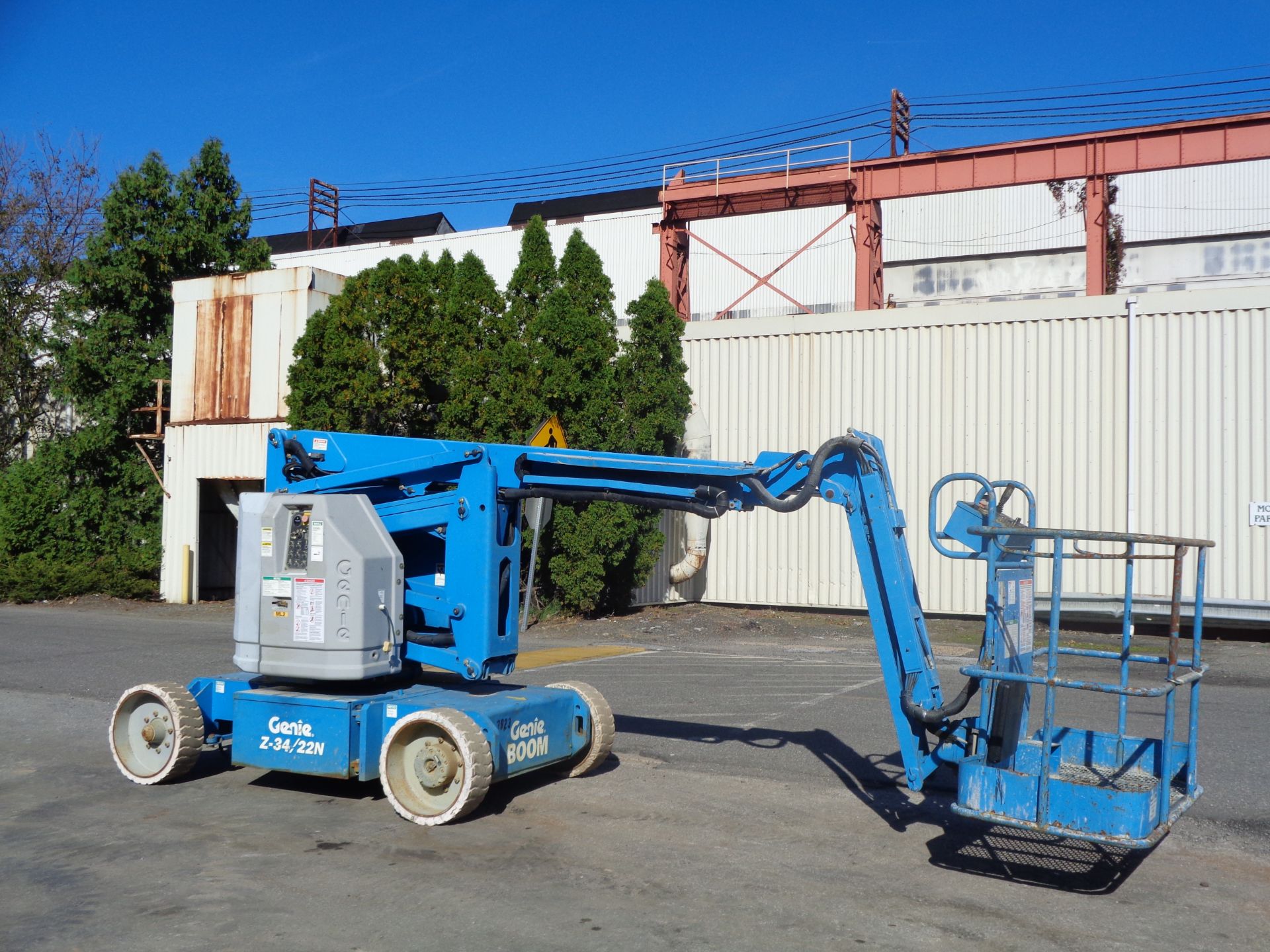 2011 Genie Z34/22N Electric 34ft Boom Lift - Image 2 of 24
