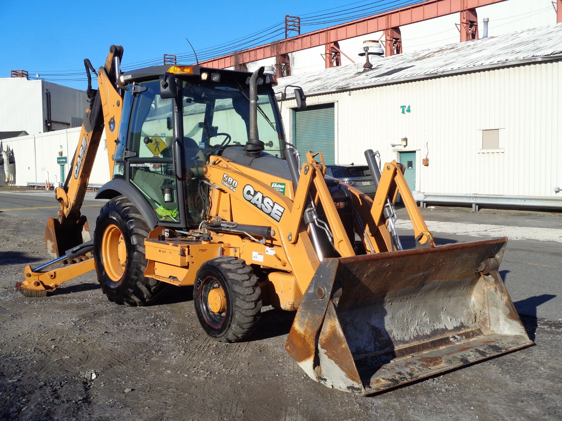 2014 Case 580SN Backhoe - Image 4 of 19