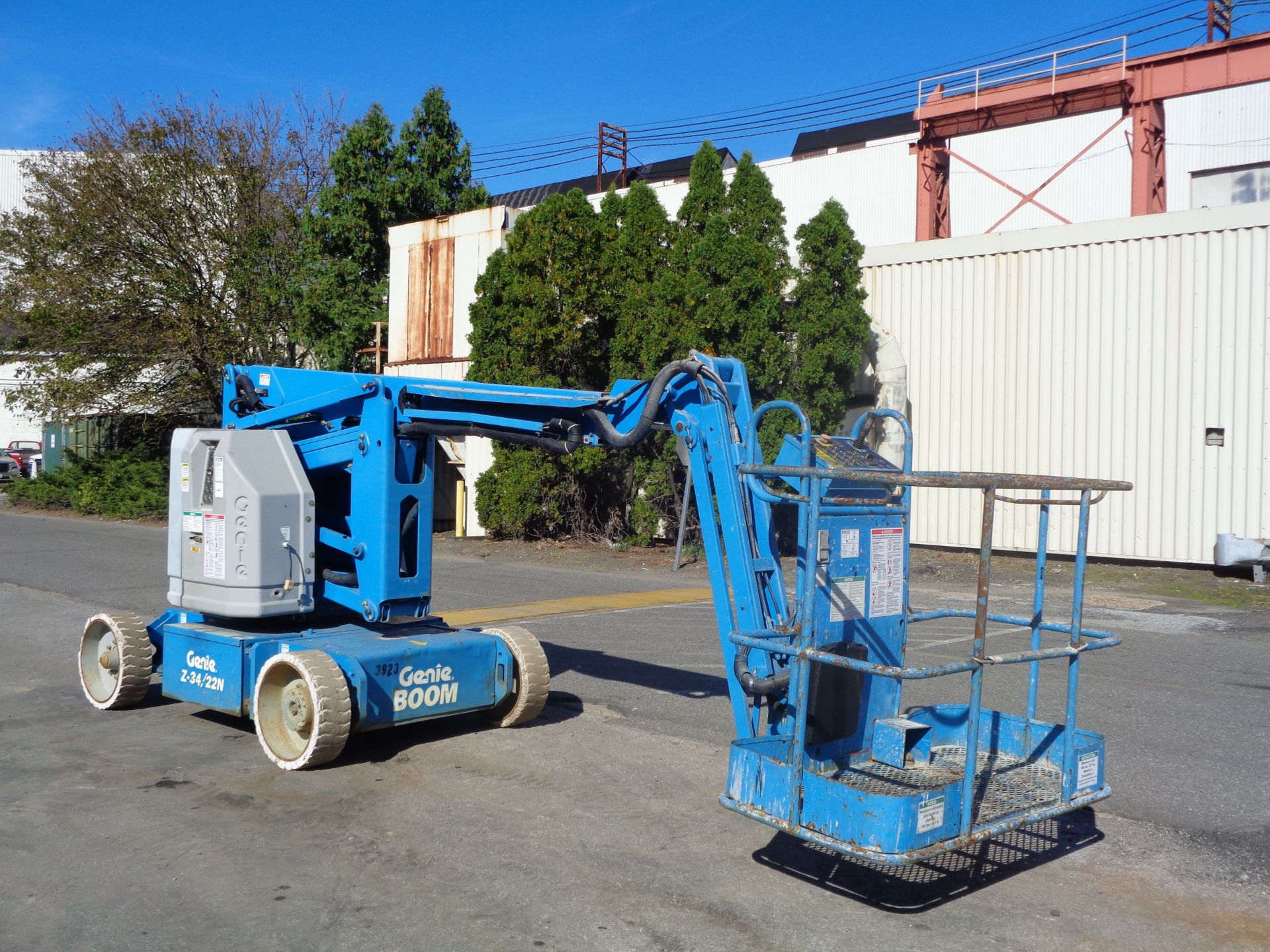 2011 Genie Z34/22N Electric 34ft Boom Lift - Image 3 of 24