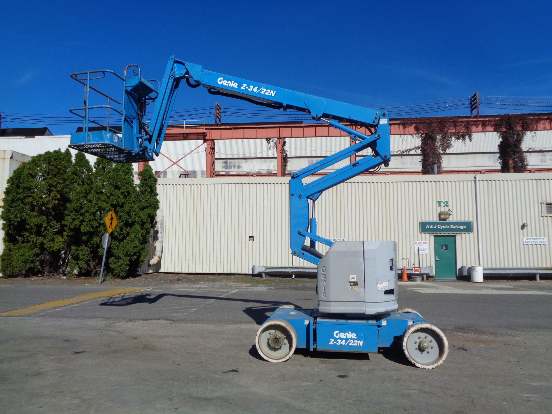 2011 Genie Z34/22N Electric 34ft Boom Lift - Image 16 of 24