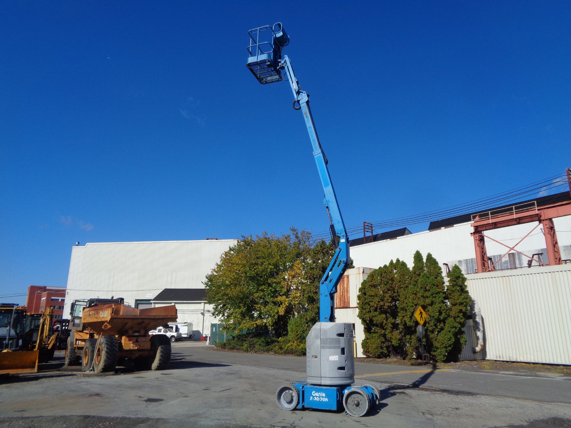 2011 Genie Z30/20N30ft Boom Lift - Image 20 of 23