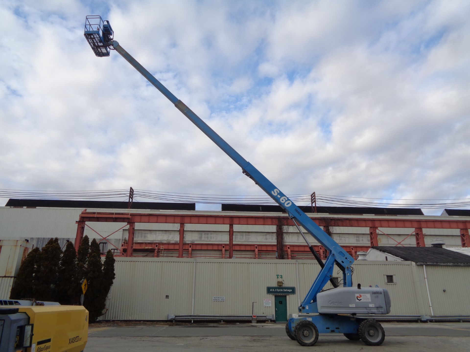 2006 Genie S-60 60ft Boom Lift - Image 14 of 16