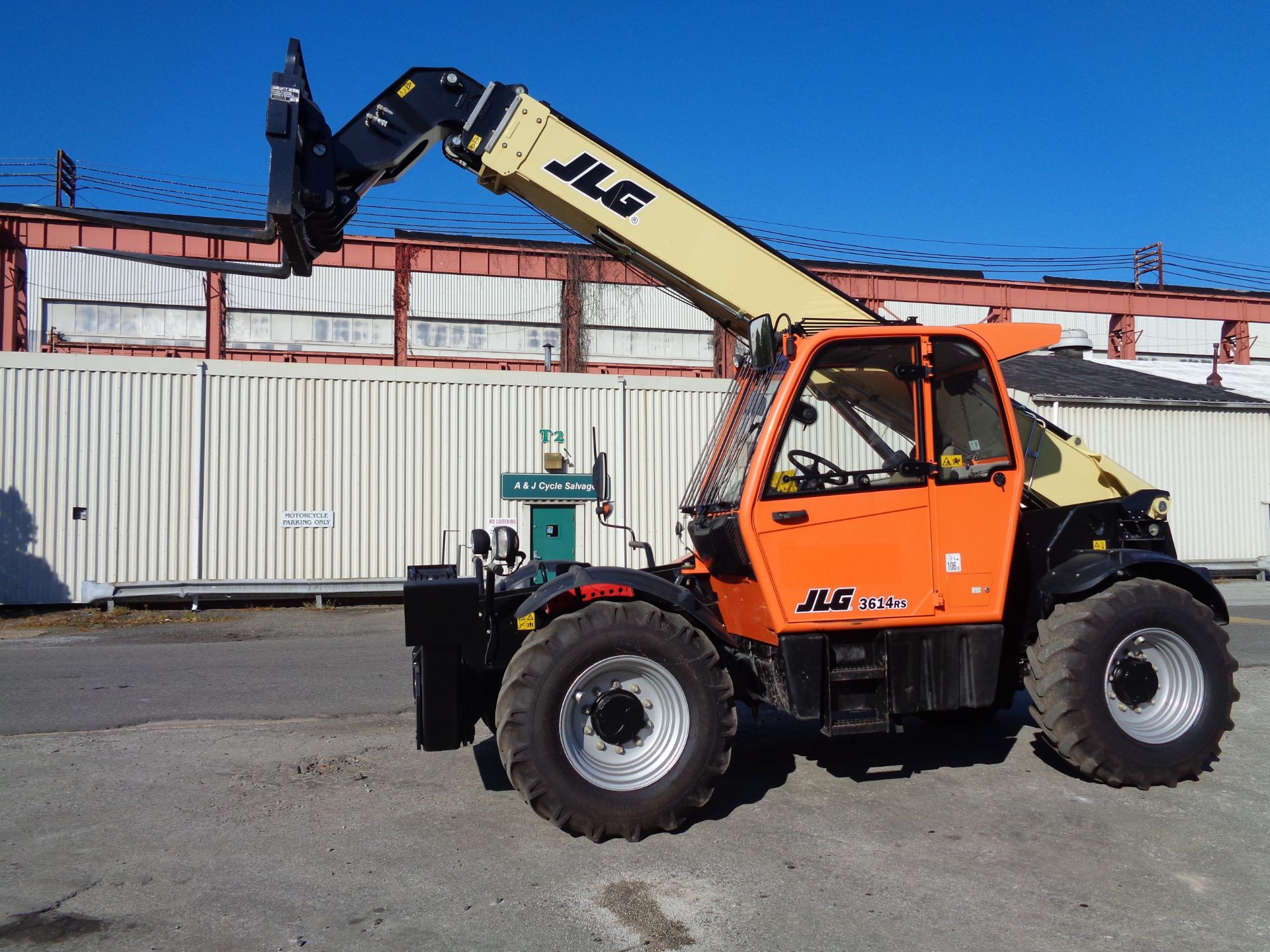 2016 JLG 3614RS 8,000lb Telescopic Forklift - Image 8 of 16