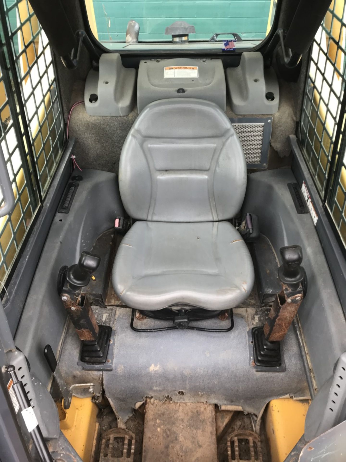 2010 Gehl 5240 Turbo Skid Steer - Image 13 of 13