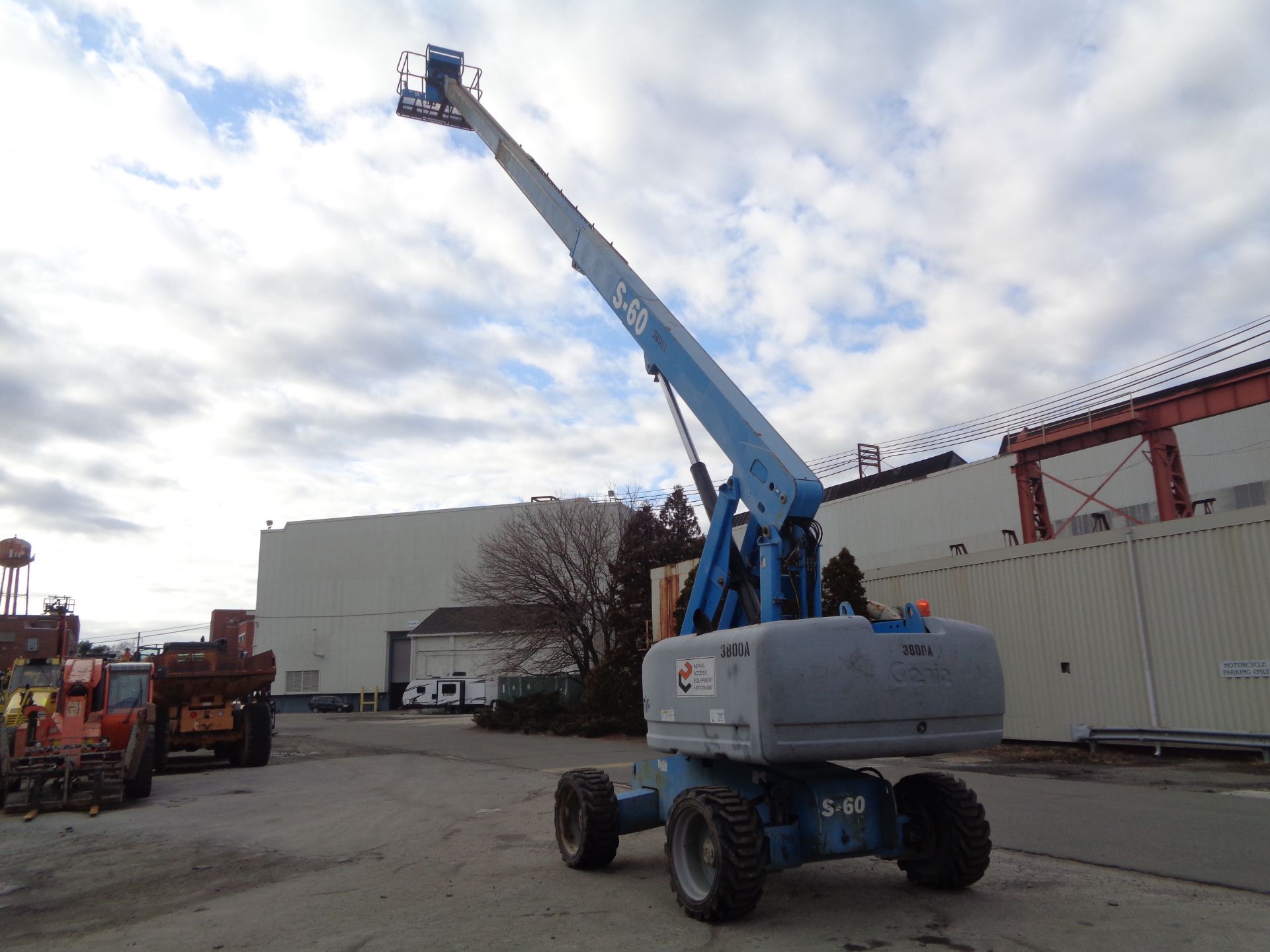 2006 Genie S-60 60ft Boom Lift - Image 11 of 16