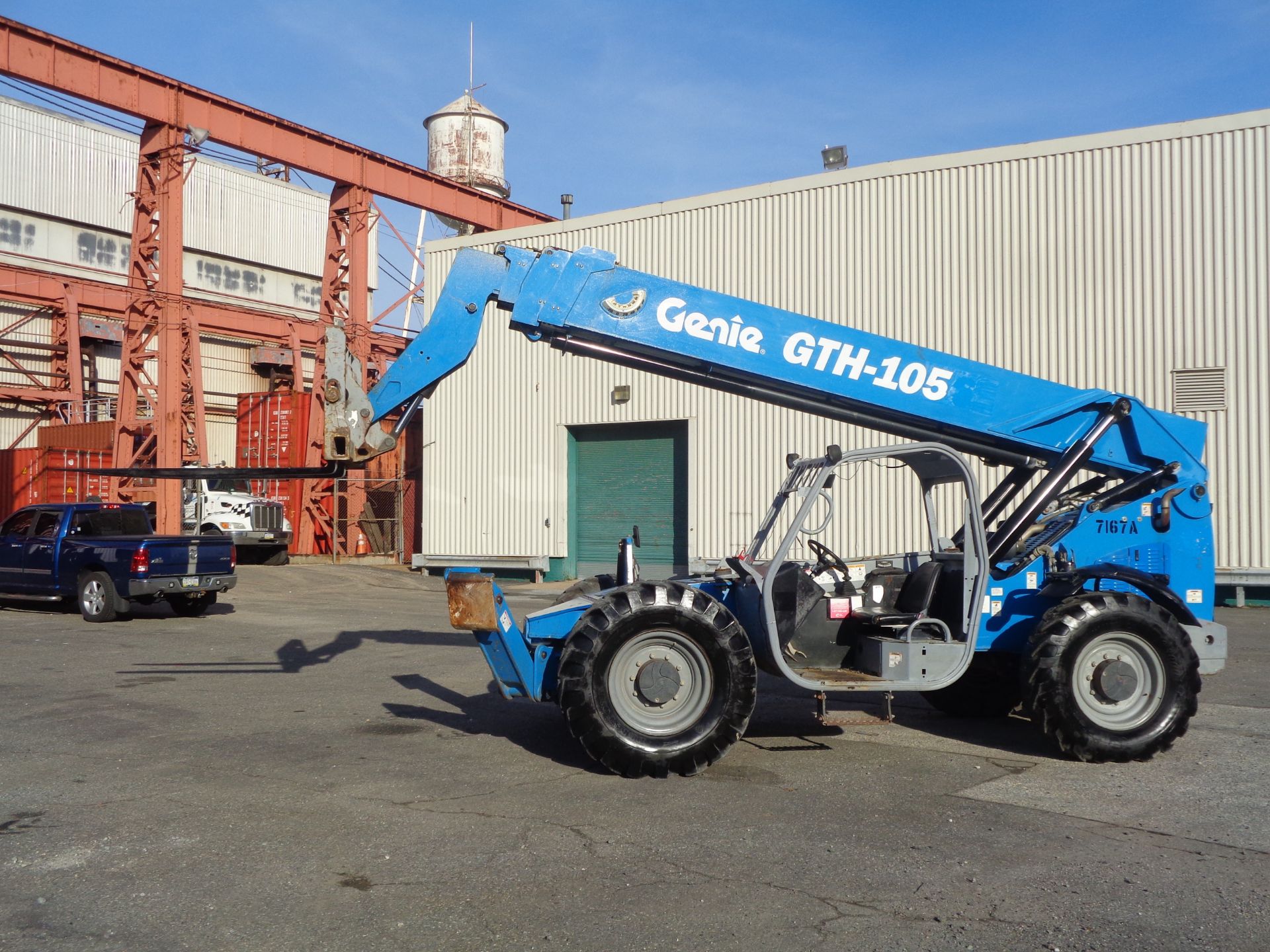 2013 Genie GTH1056 10,000lb Telescopic Forklift - Image 8 of 17