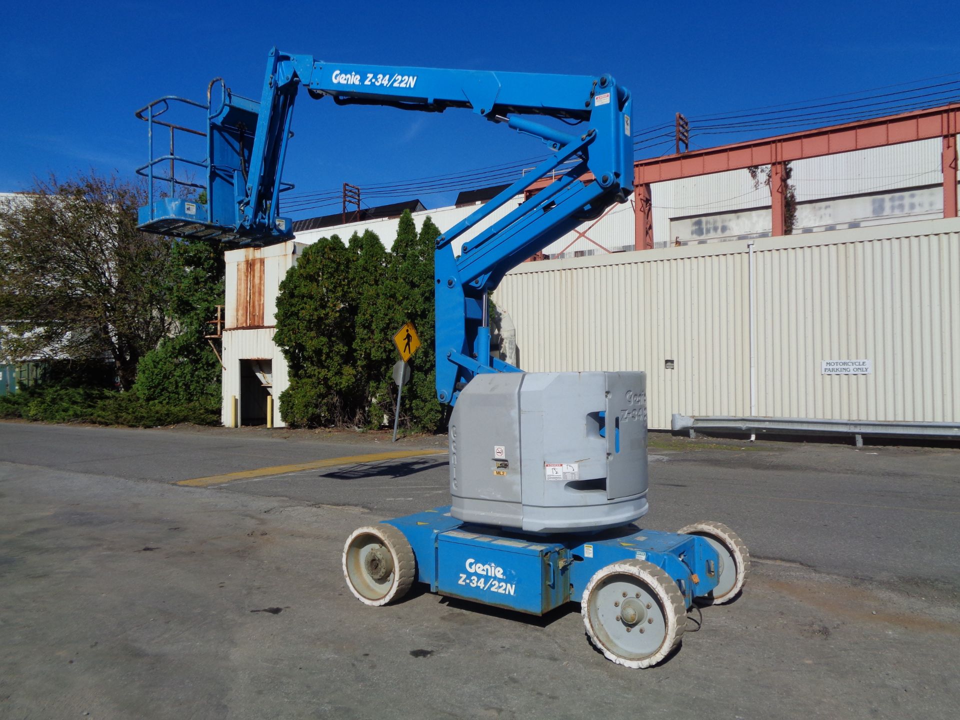 2011 Genie Z34/22N Electric 34ft Boom Lift - Image 15 of 24