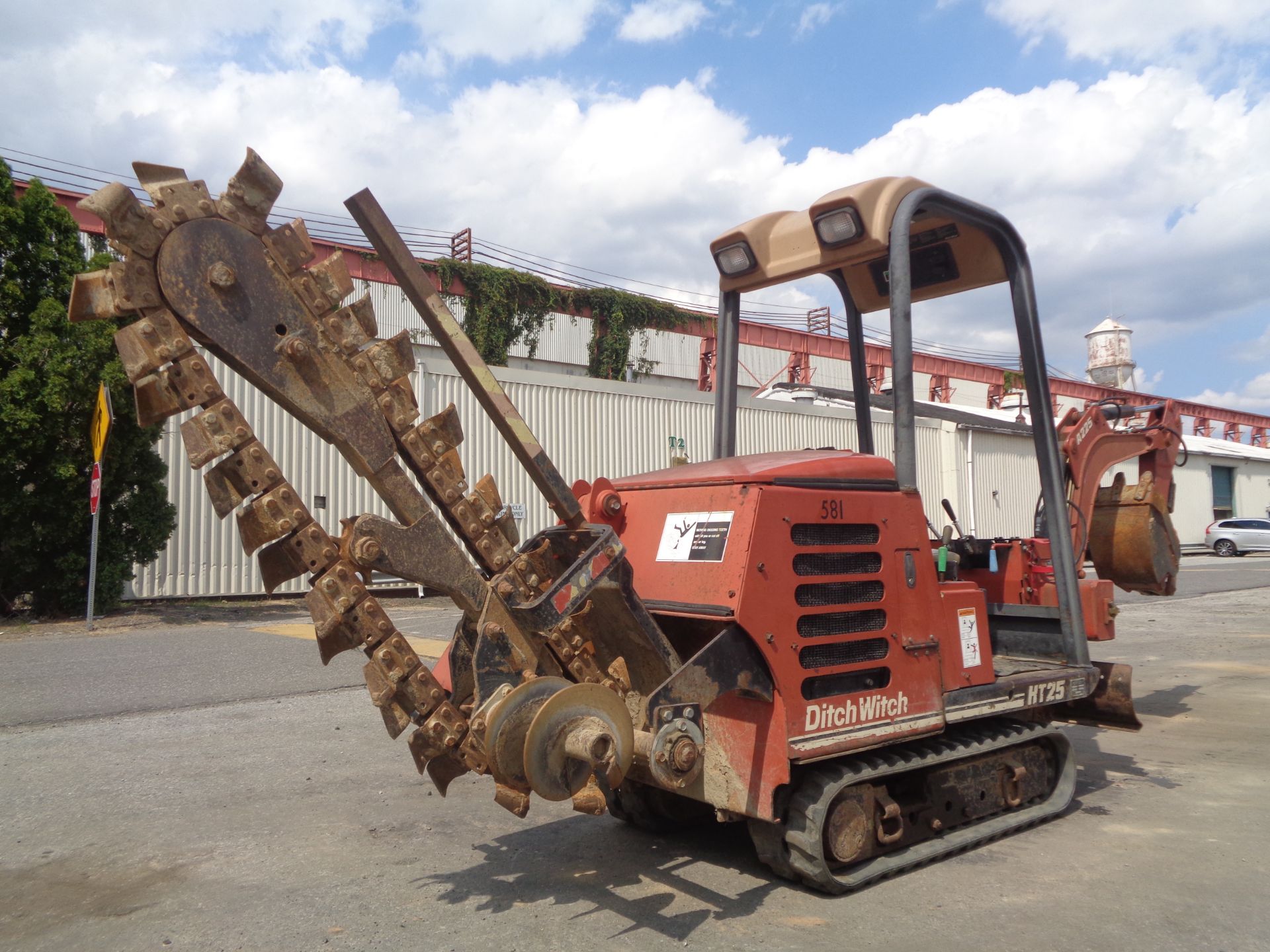 Ditch Witch HT25K Trencher and Backhoe - Image 8 of 12