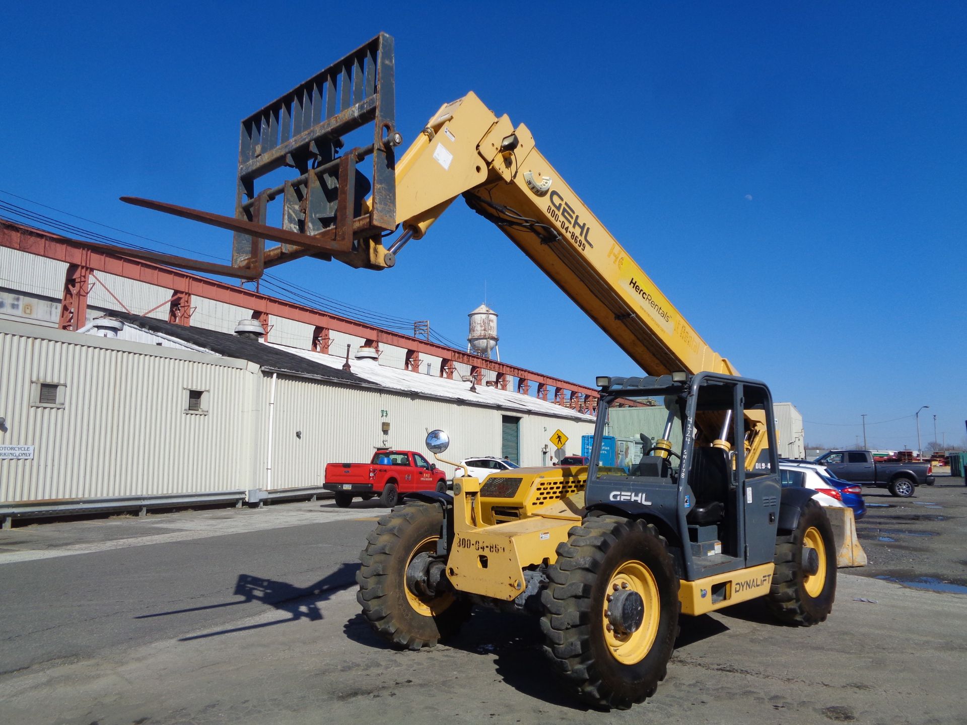 2015 Gehl DL9-44 9,000lb Telescopic Forklift - Image 16 of 23