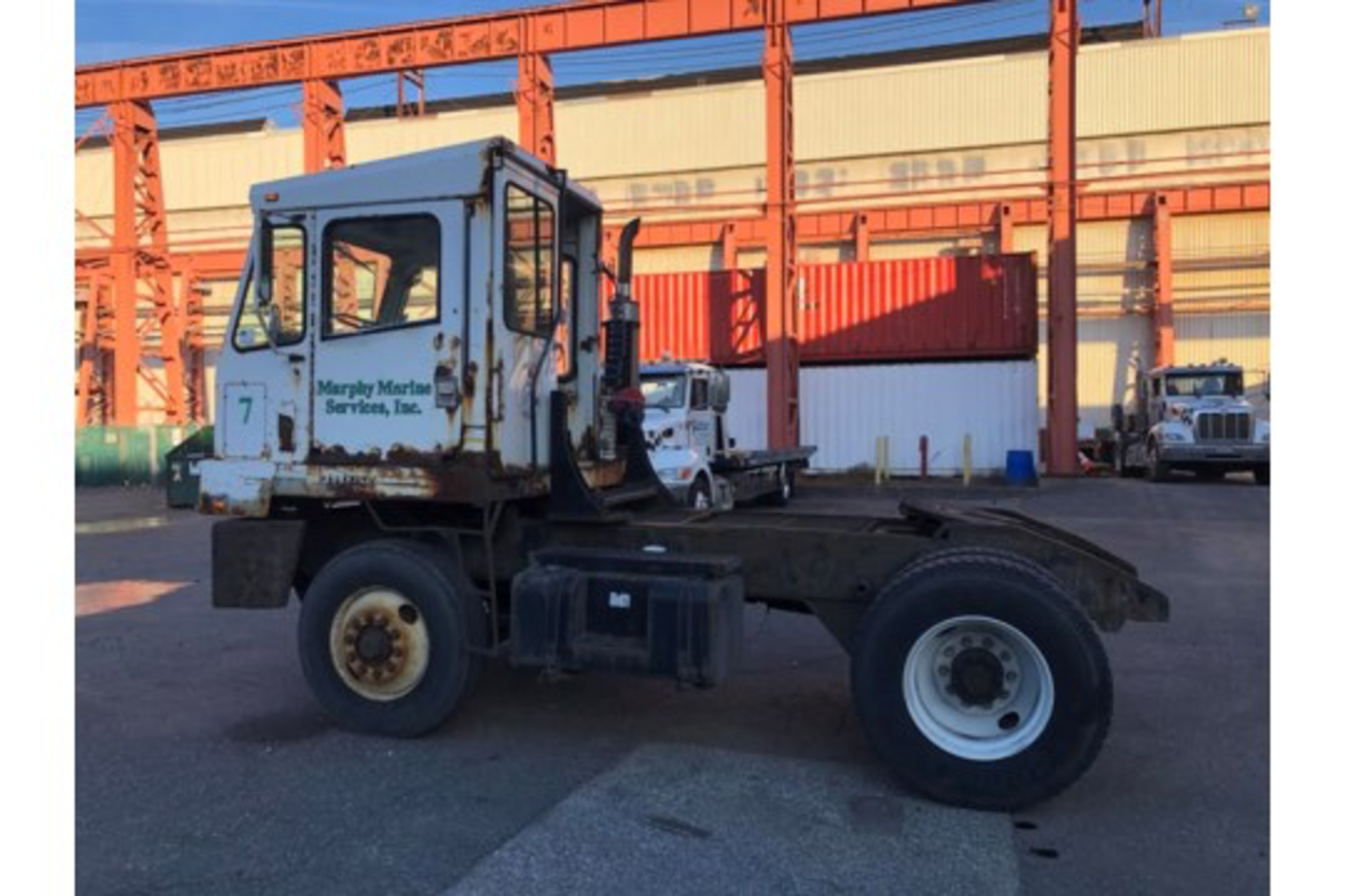 2002 Capacity TJ5000 Yard Jockey Truck - Image 3 of 8