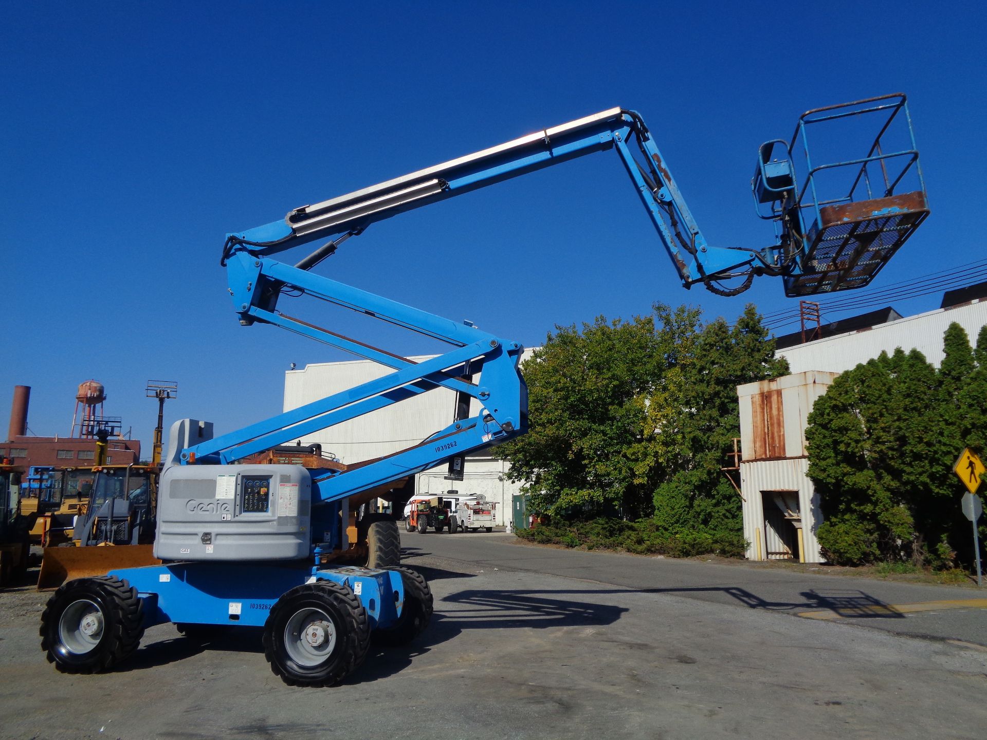 2008 Genie Z60 34 Articulating Boom Man Aerial Lift - Image 15 of 20