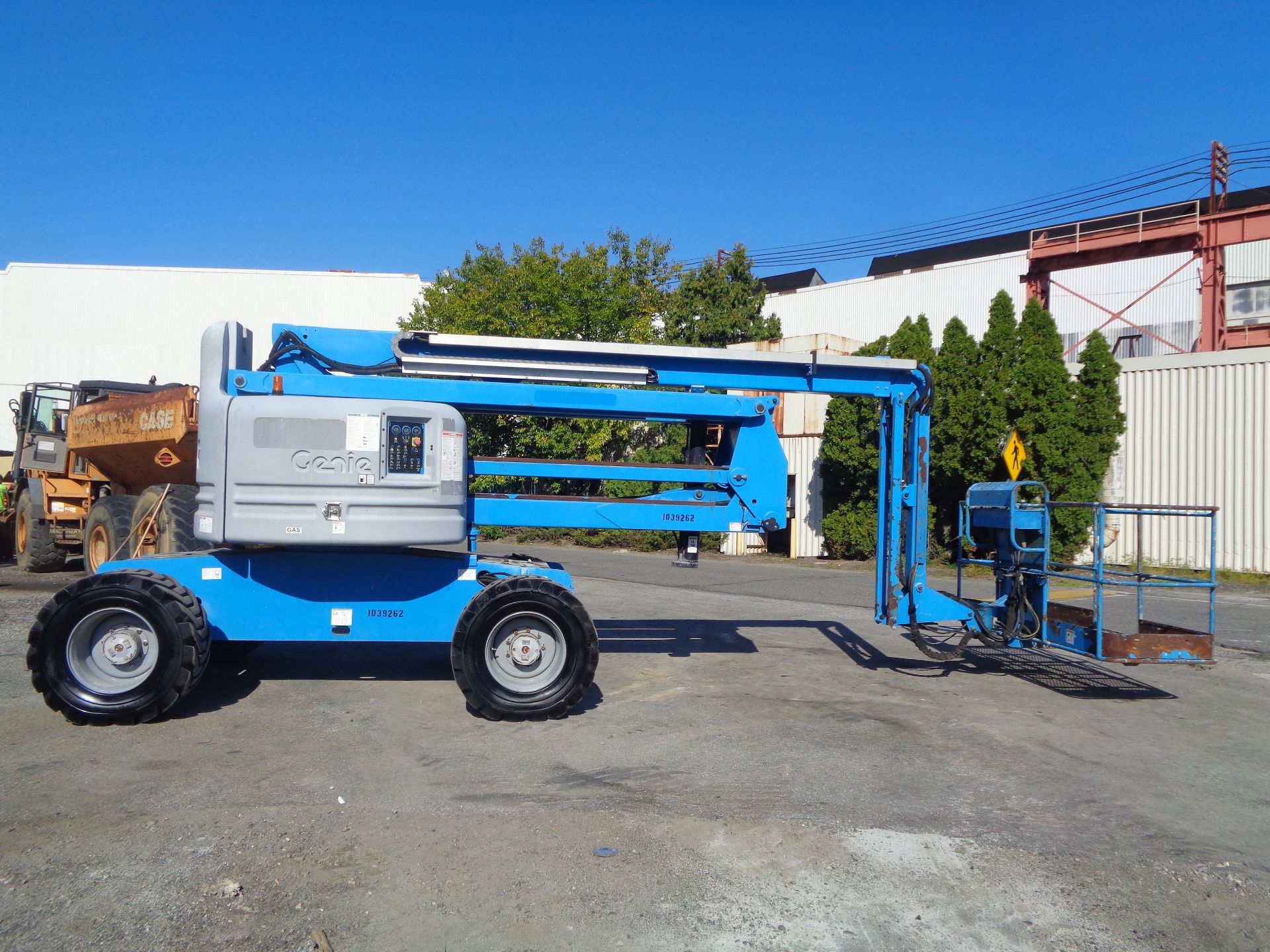 2008 Genie Z60 34 Articulating Boom Man Aerial Lift - Image 8 of 20