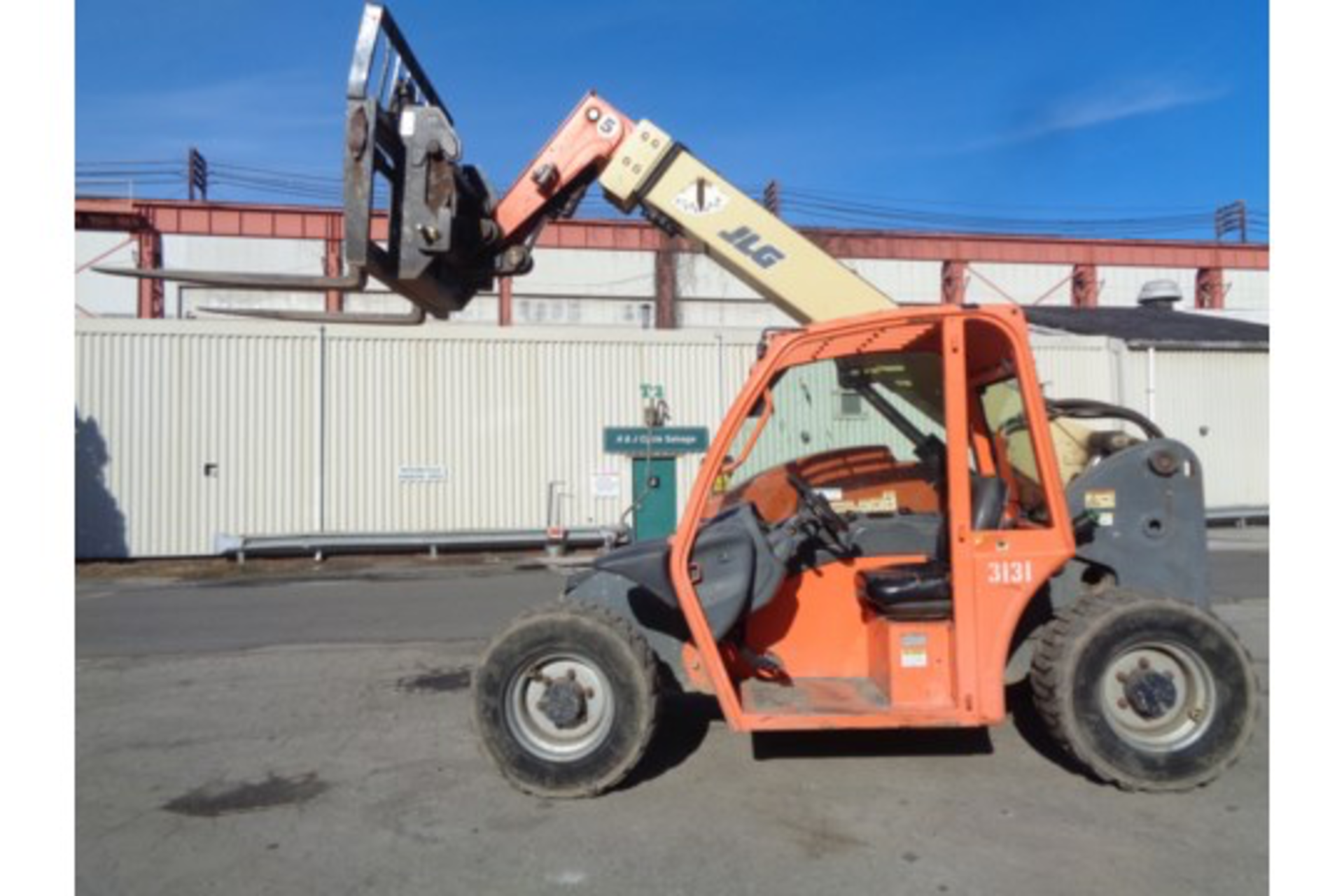 2009 JLG G5-18A 5,000lb Telescopic Forklift - Image 2 of 9