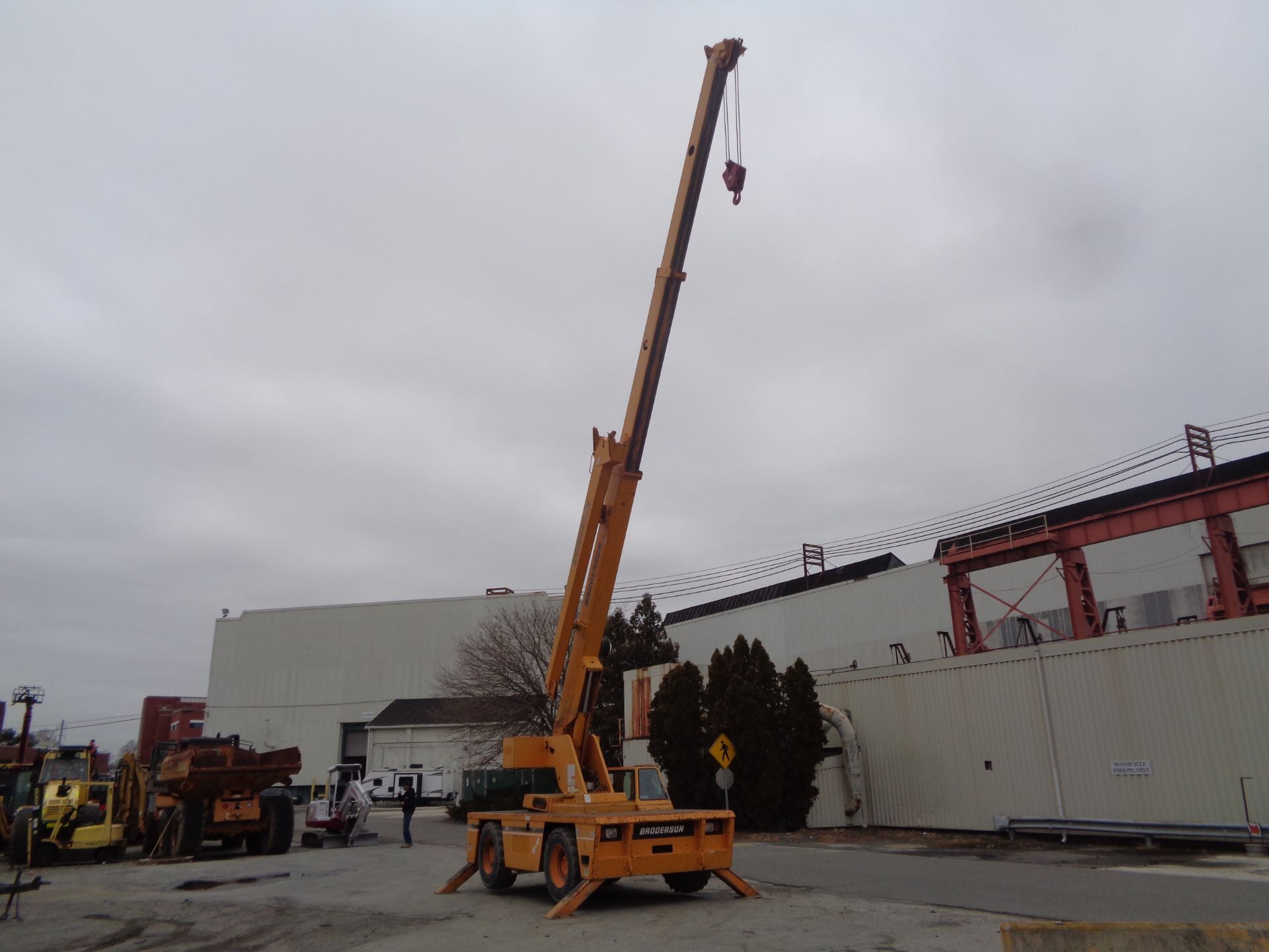 2005 Broderson IC200 2F 30,000lb Carry Deck Crane - Image 16 of 21