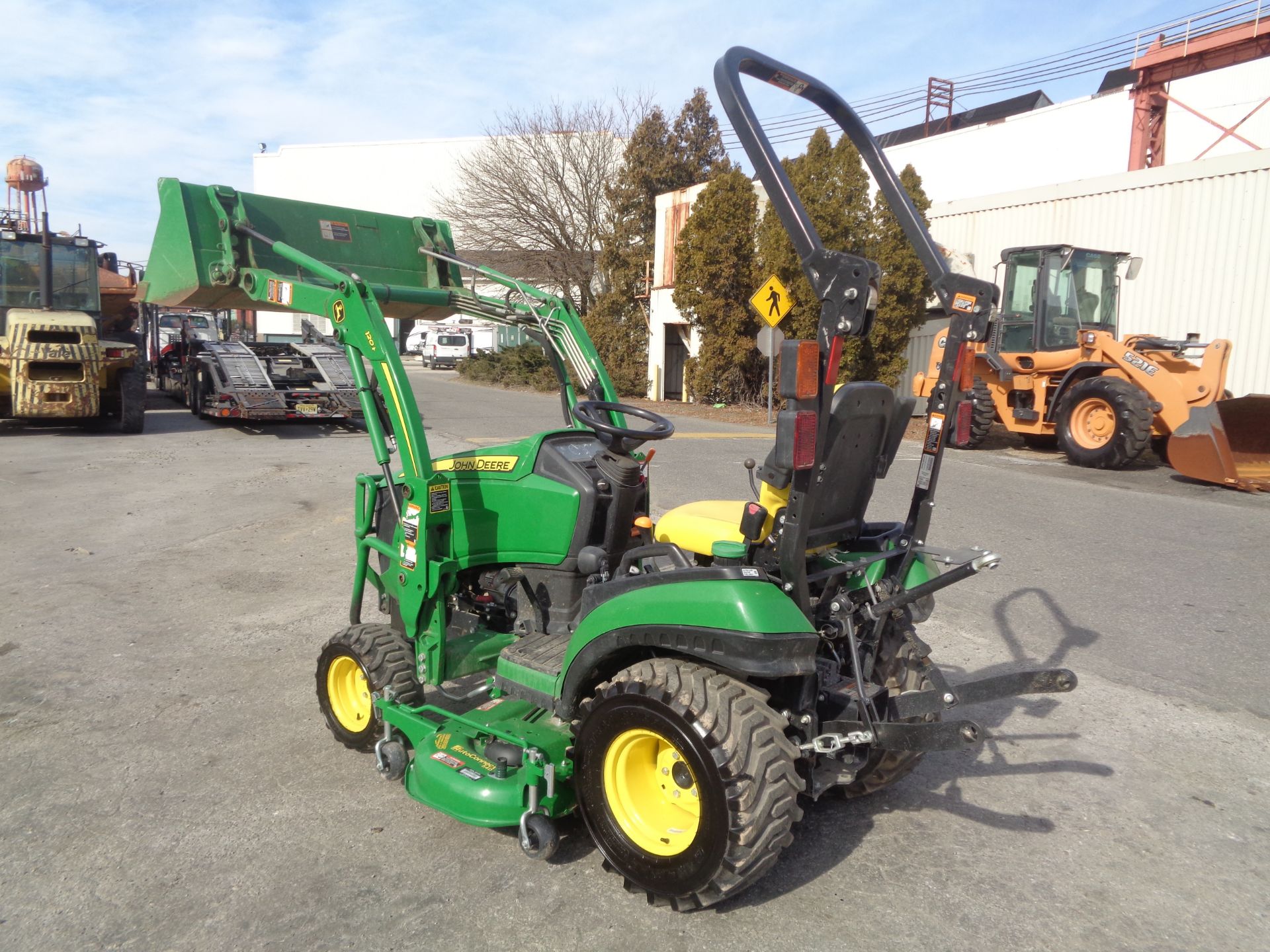 2018 John Deere 1025R Tractor Only 306 hours - Image 14 of 15