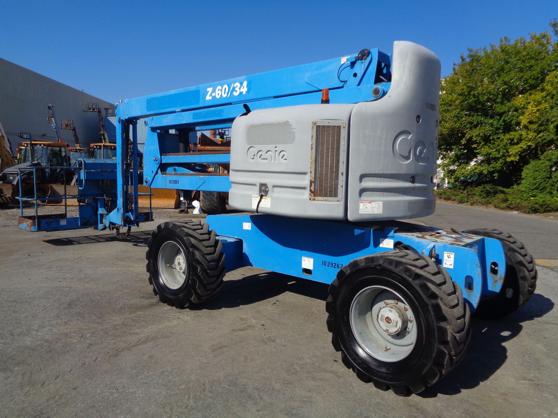 2008 Genie Z60 34 Articulating Boom Man Aerial Lift - Image 4 of 20