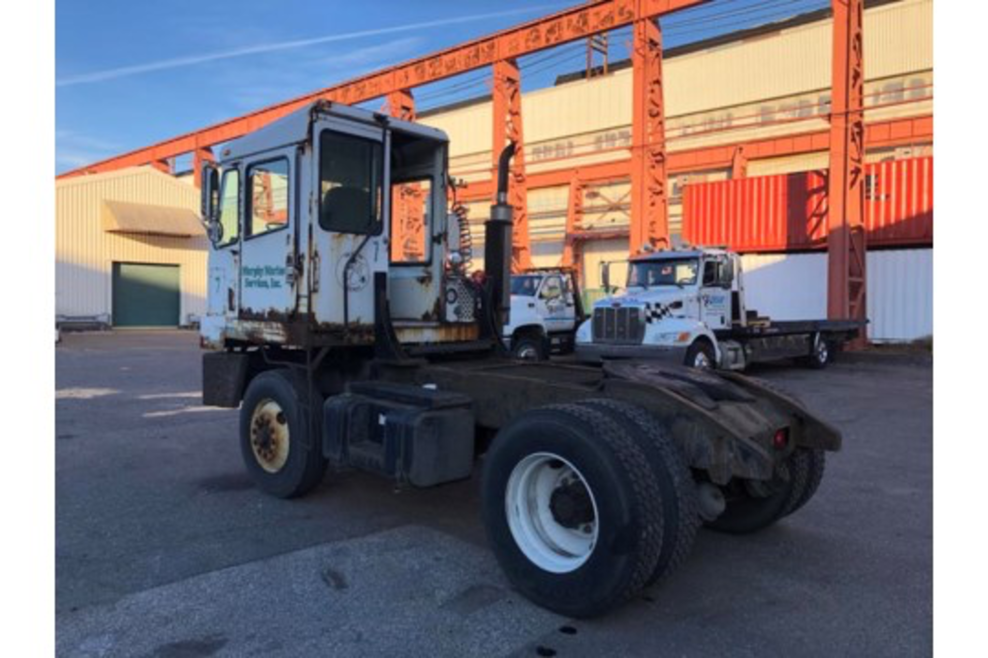 2002 Capacity TJ5000 Yard Jockey Truck - Image 4 of 8