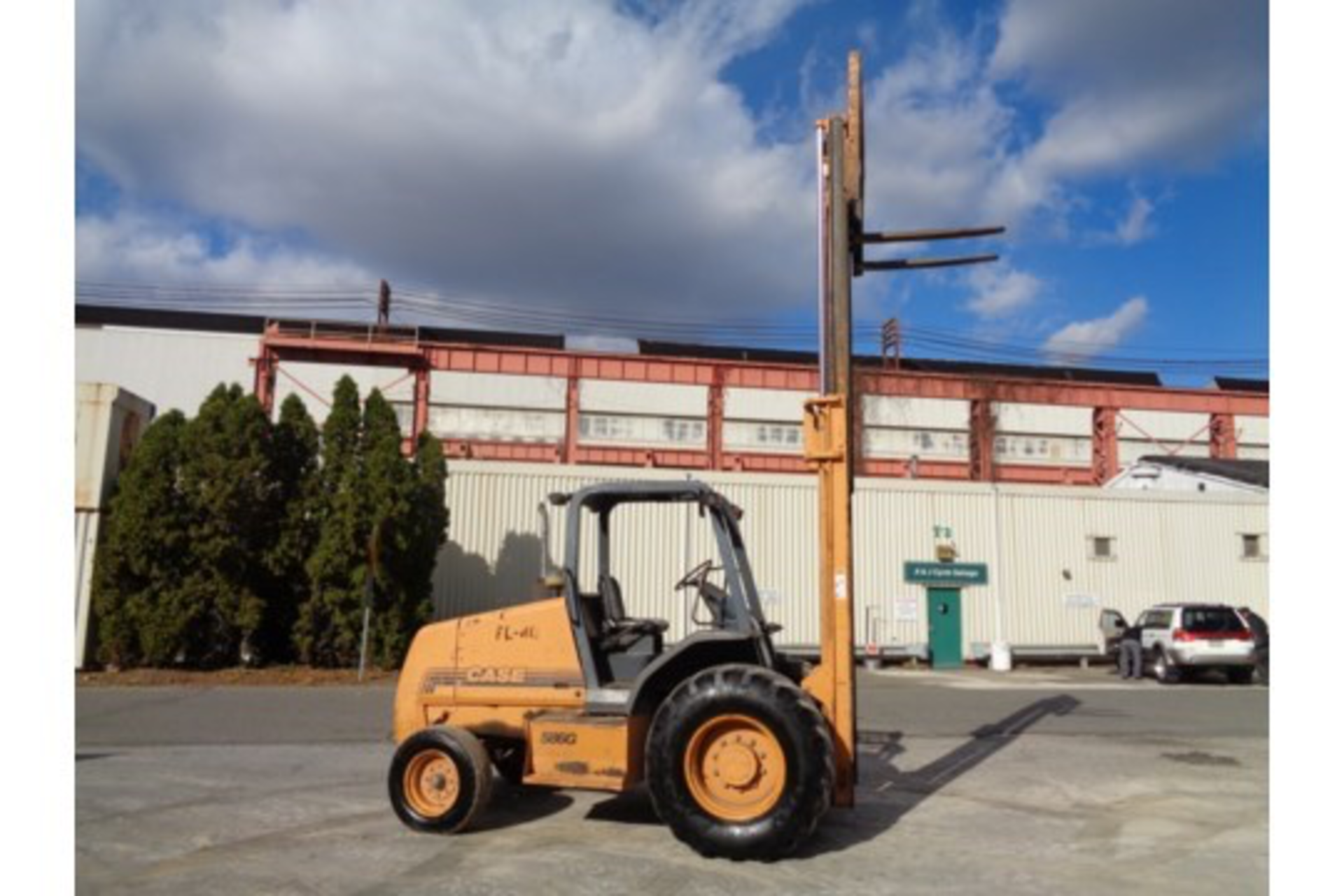 Case 580G 6000lb Rough Terrain Forklift - Image 13 of 20