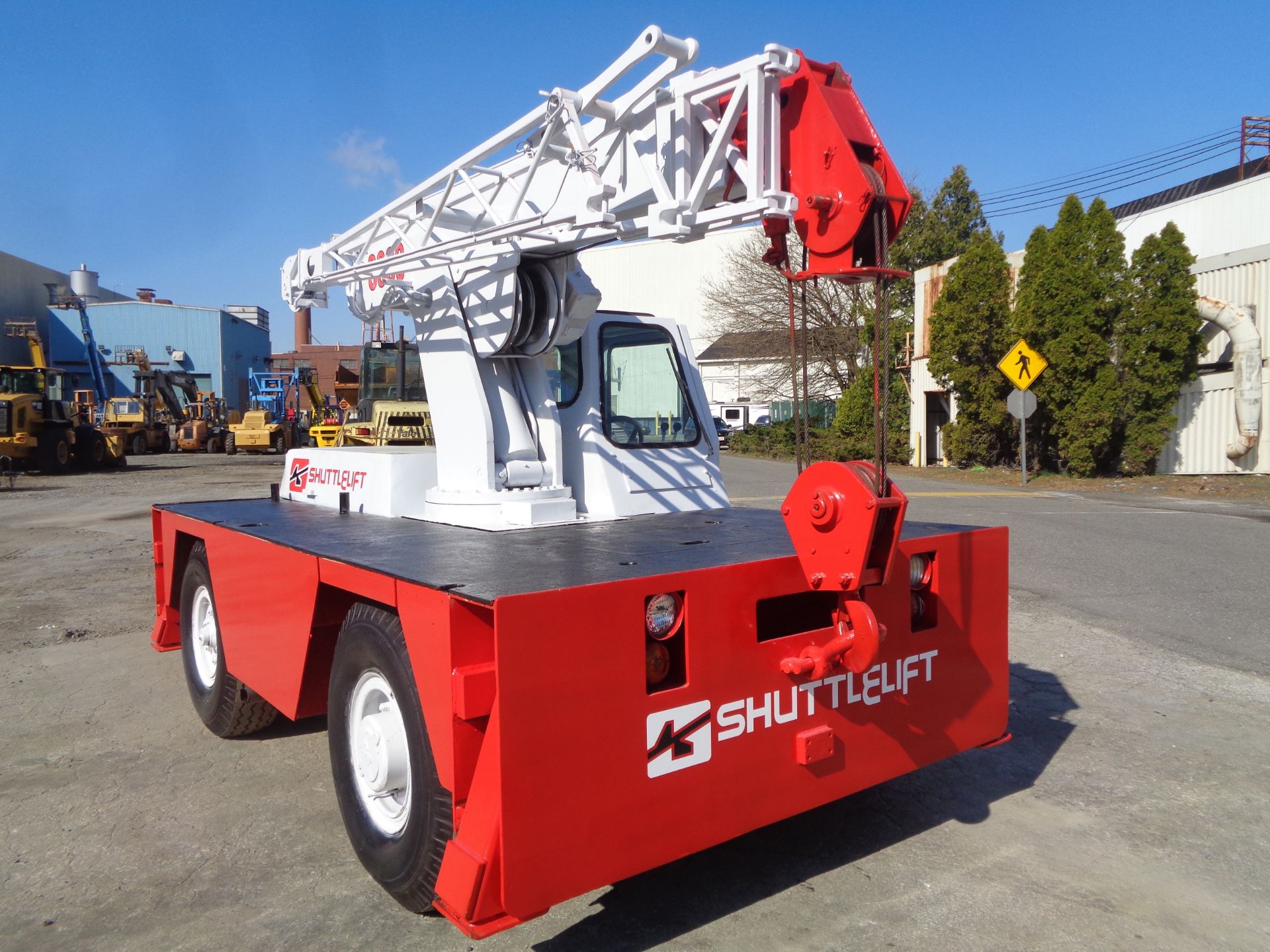 Shuttlelift 3330E 17,000lb Carry Deck Crane - Image 6 of 10