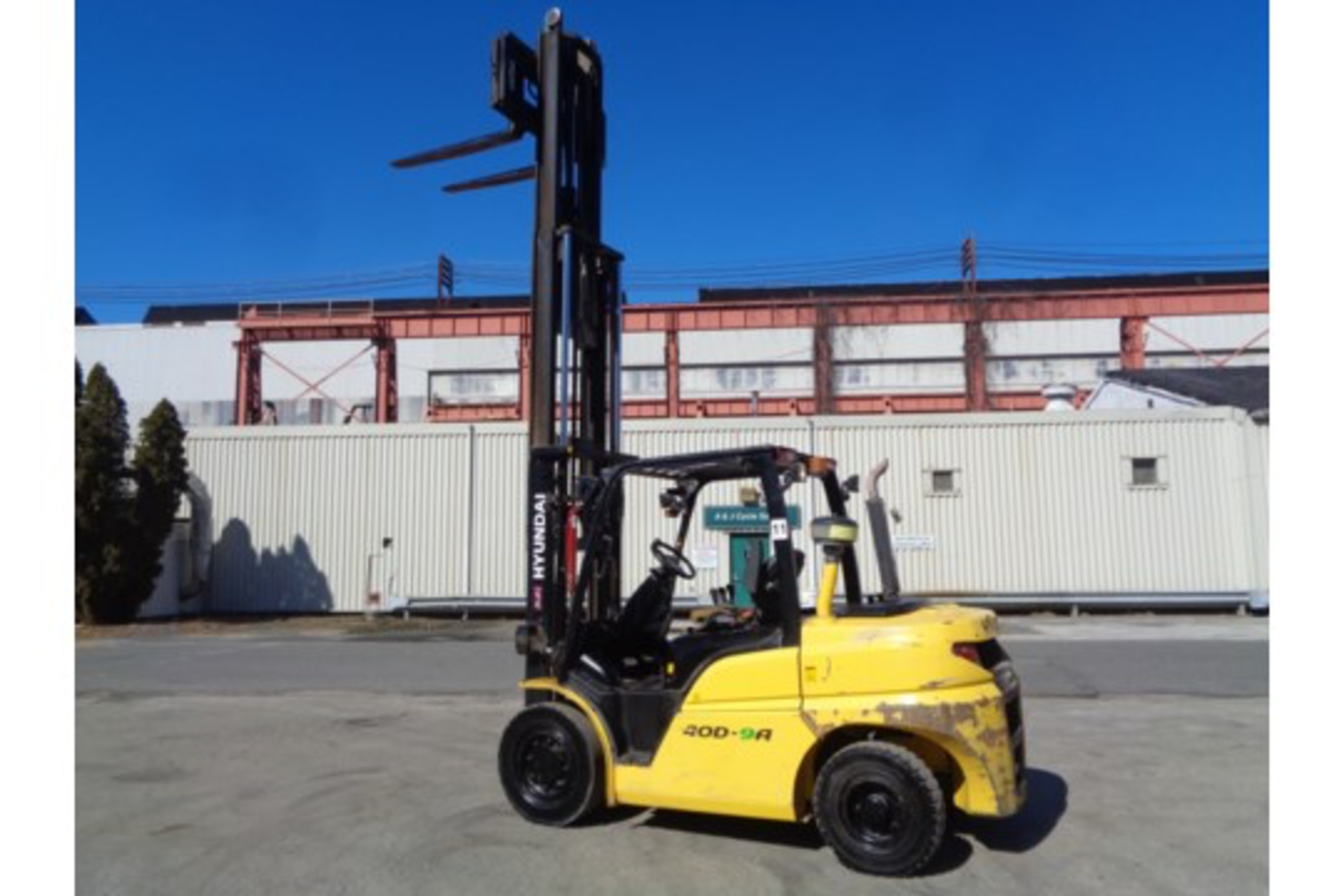 2015 Hyundai 40D-9A 9,000lb Forklift - Image 13 of 17