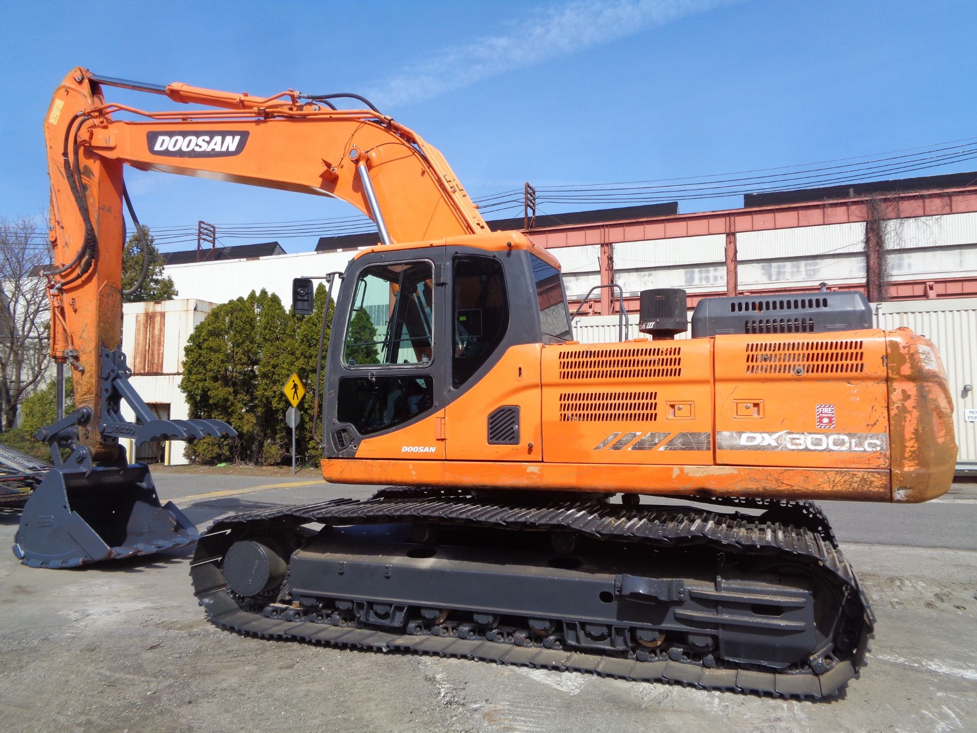 2013 Doosan DX300LC-3 Excavator - Image 11 of 19