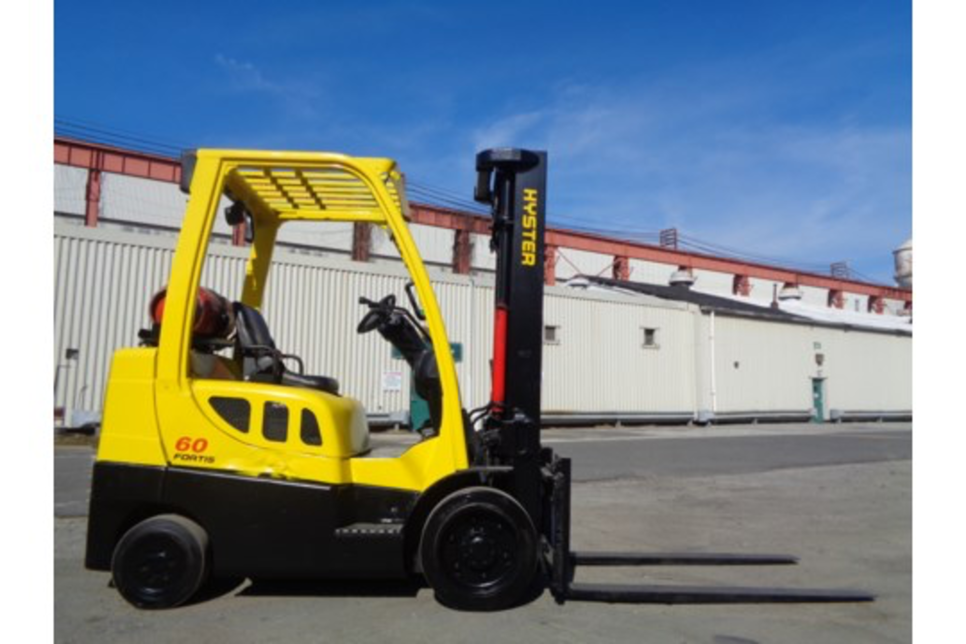 2014 Hyster S60FT 6000lb Forklift - Image 6 of 17