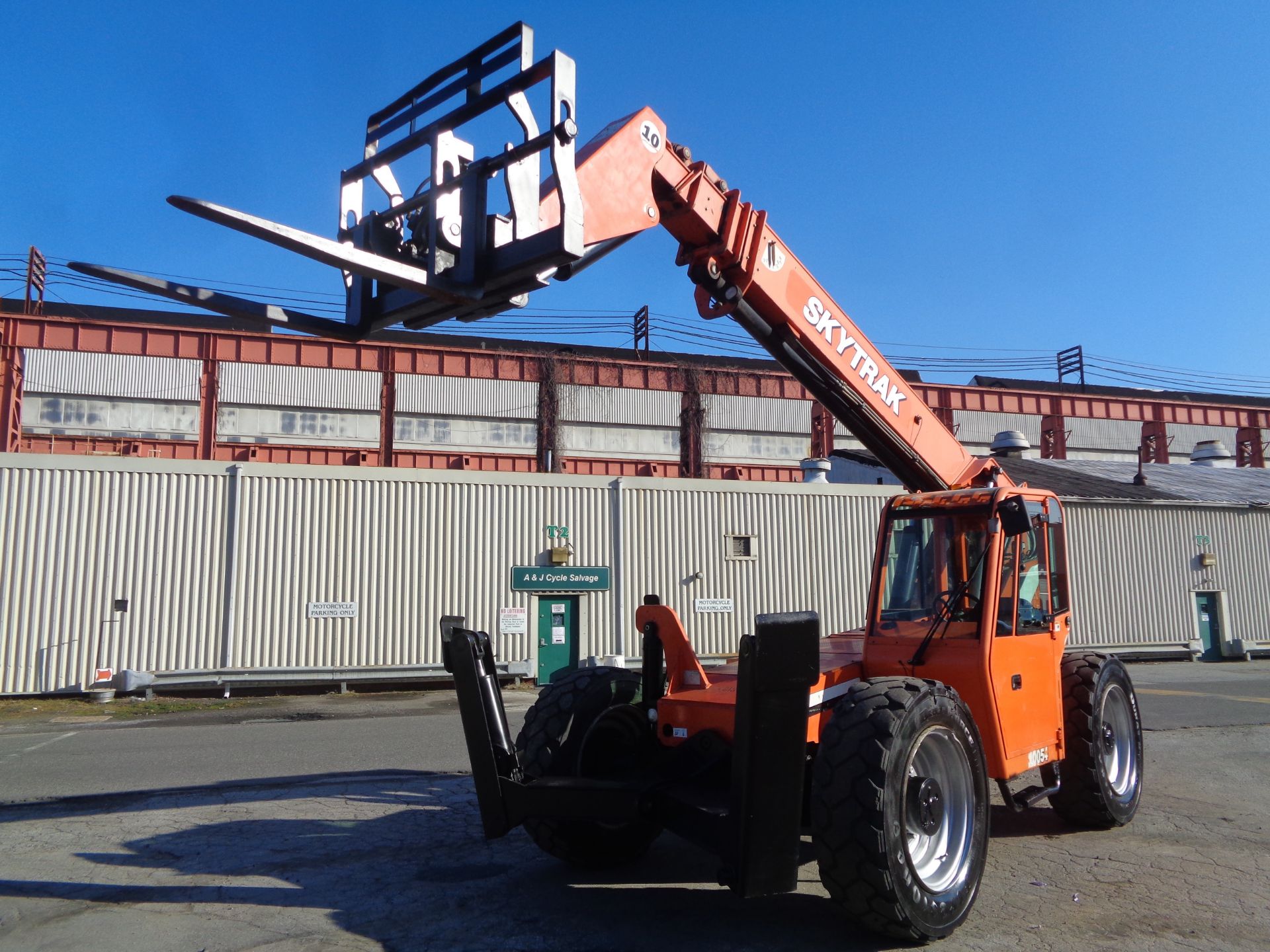 2012 SkyTrak 10054 10000lb Telescopic Forklift - Image 5 of 23