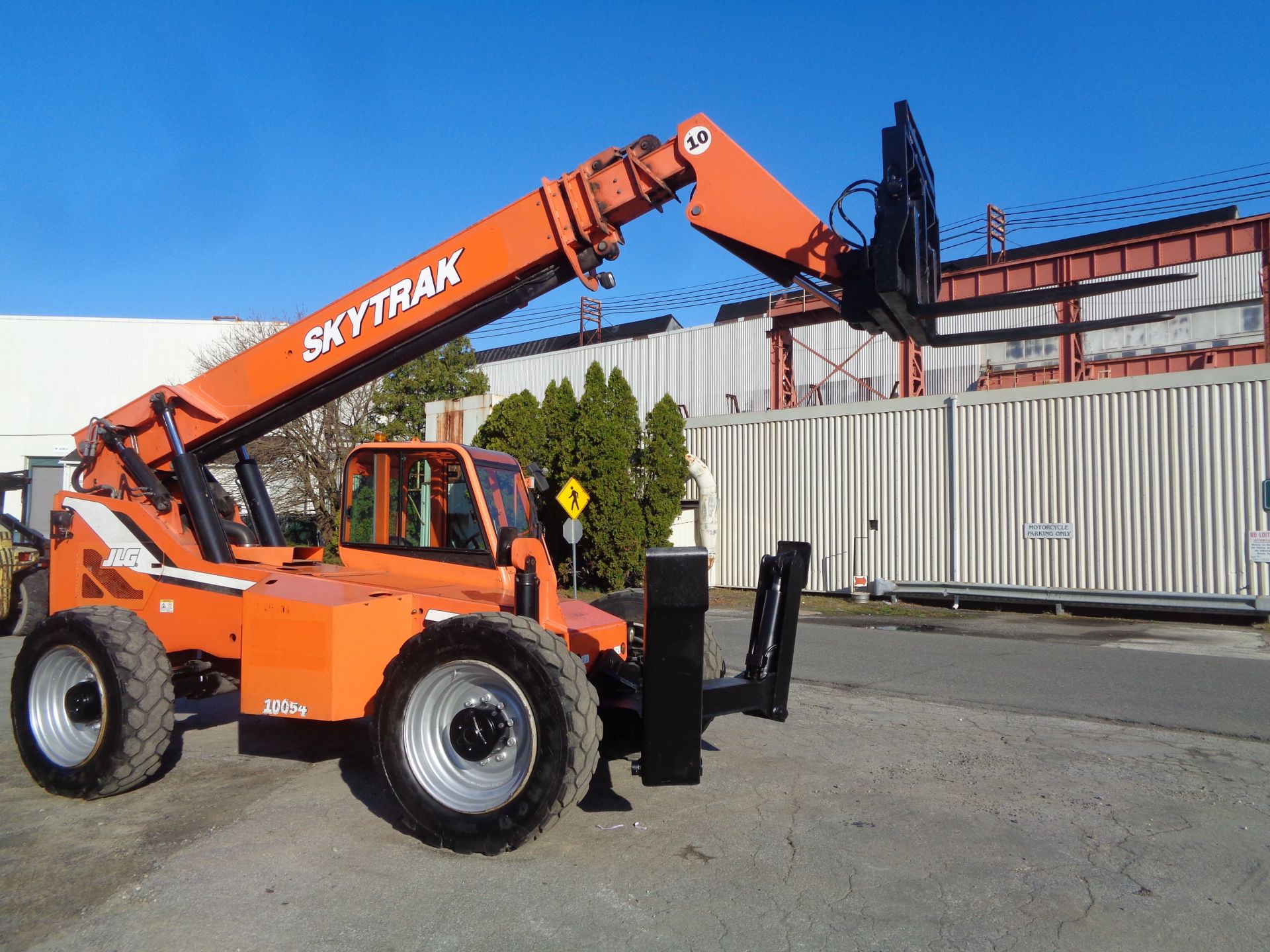 2012 SkyTrak 10054 10000lb Telescopic Forklift - Image 3 of 23