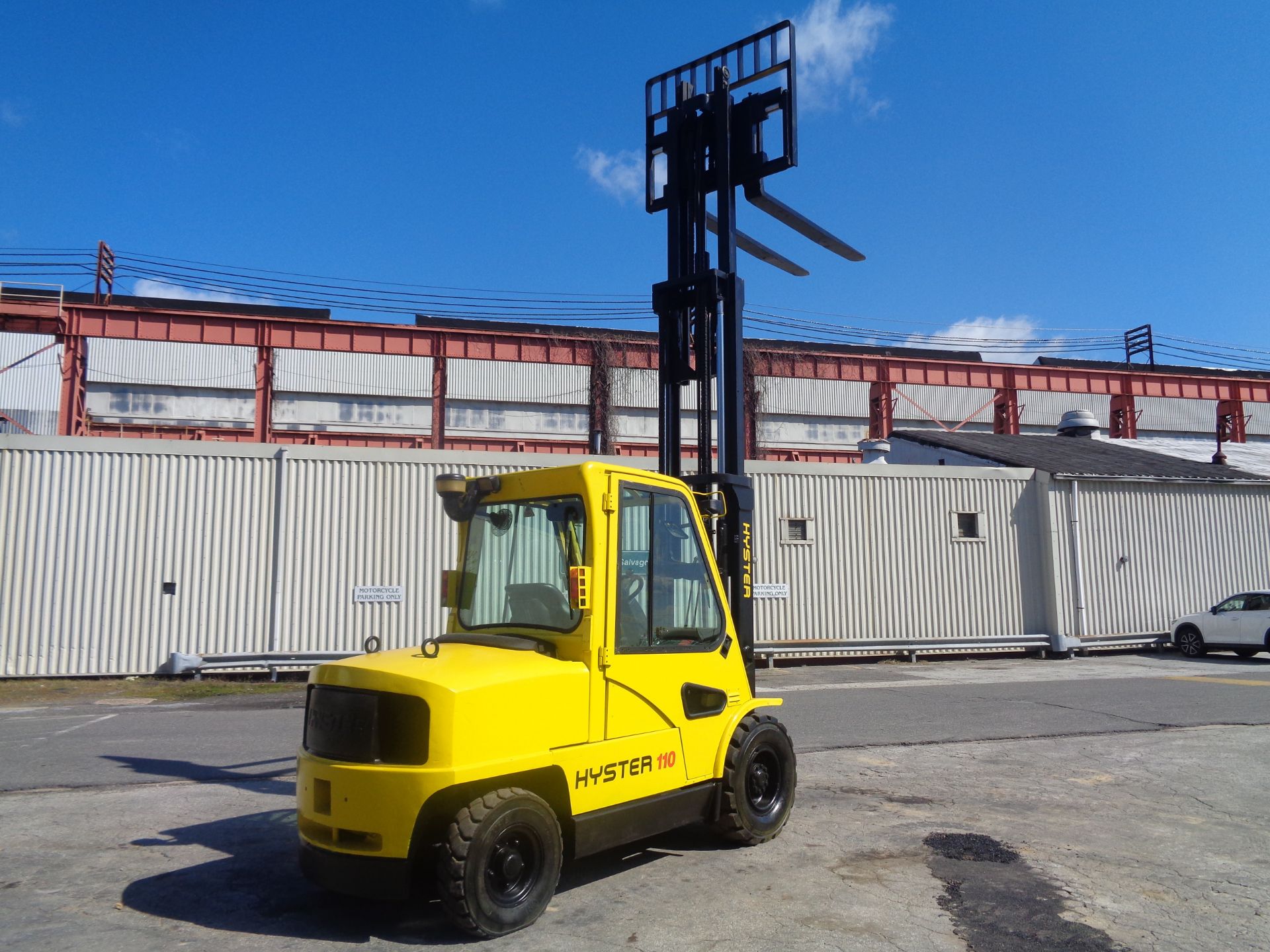 Hyster H110XM 10,000 lb Forklift - Image 14 of 17