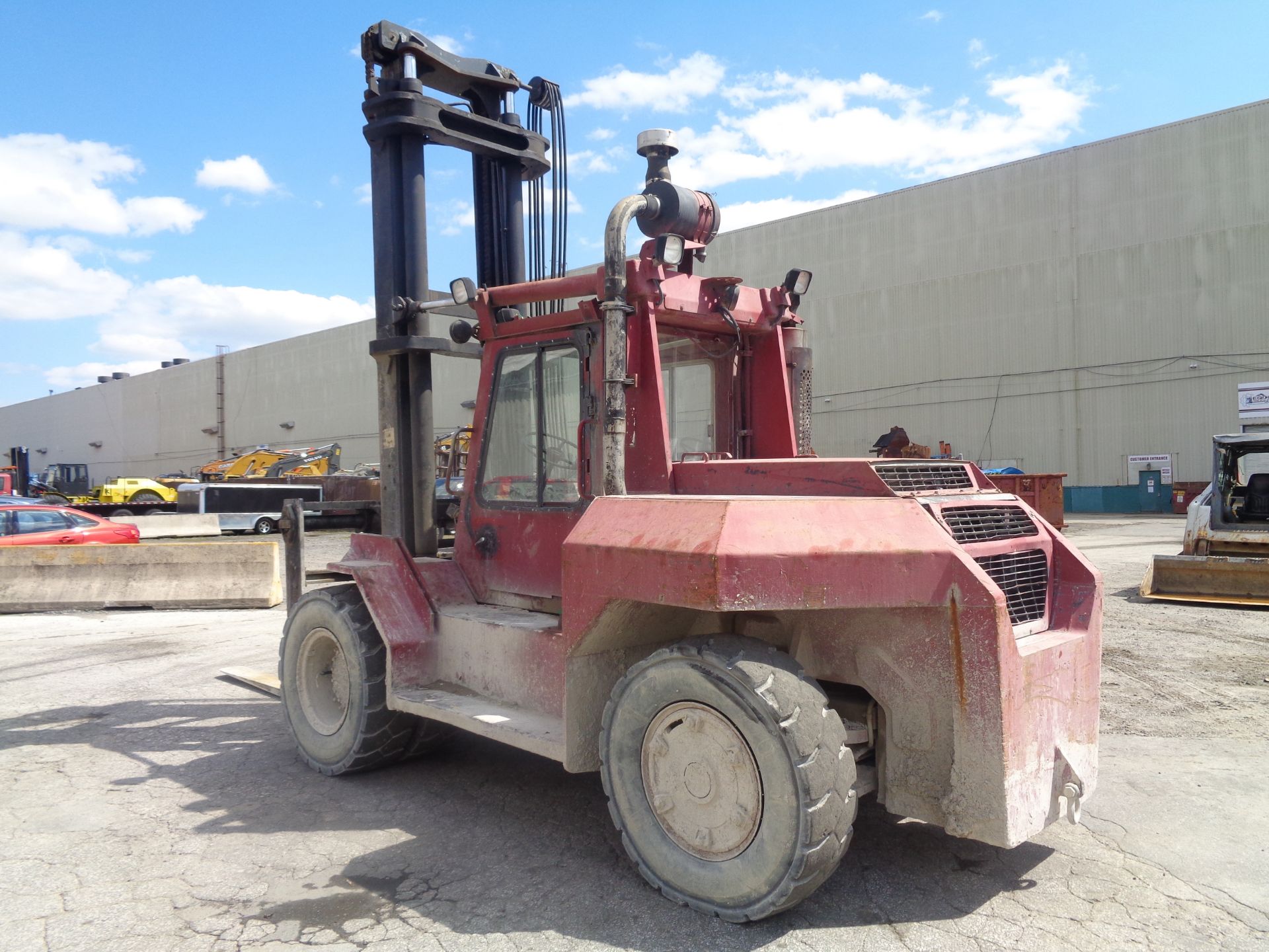 1990 Taylor TE300S 30,000 lb Forklift - Image 2 of 8