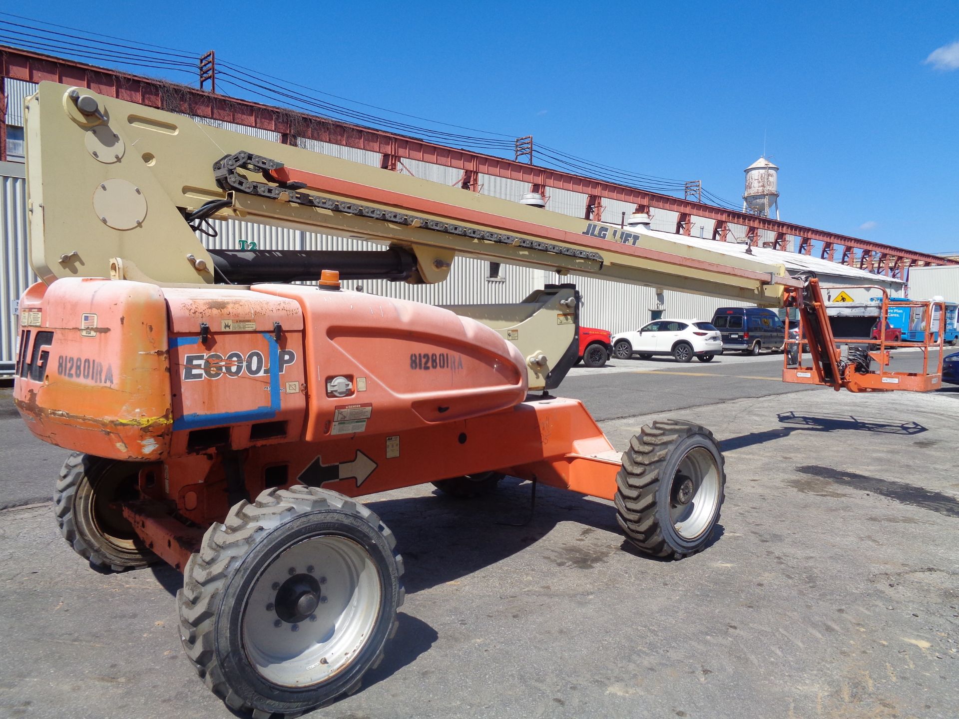 2010 JLG E600JP 60ft Boom Lift - Image 2 of 17