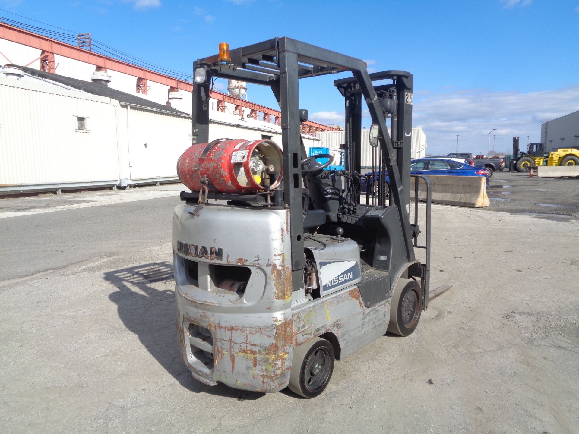 Nissan MCPL01A18LV 3500 lb Forklift - Image 3 of 16