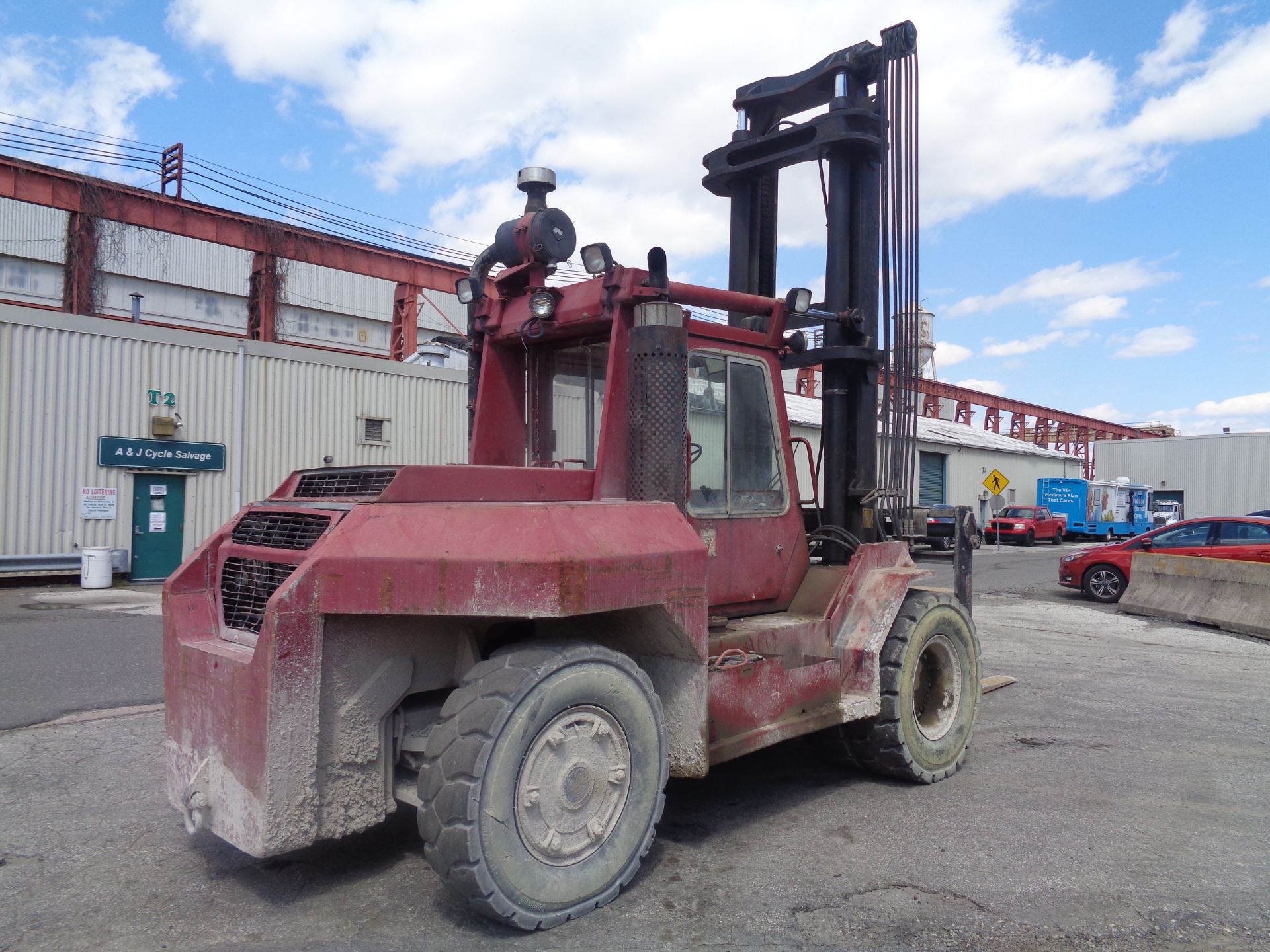 1990 Taylor TE300S 30,000 lb Forklift - Image 5 of 8