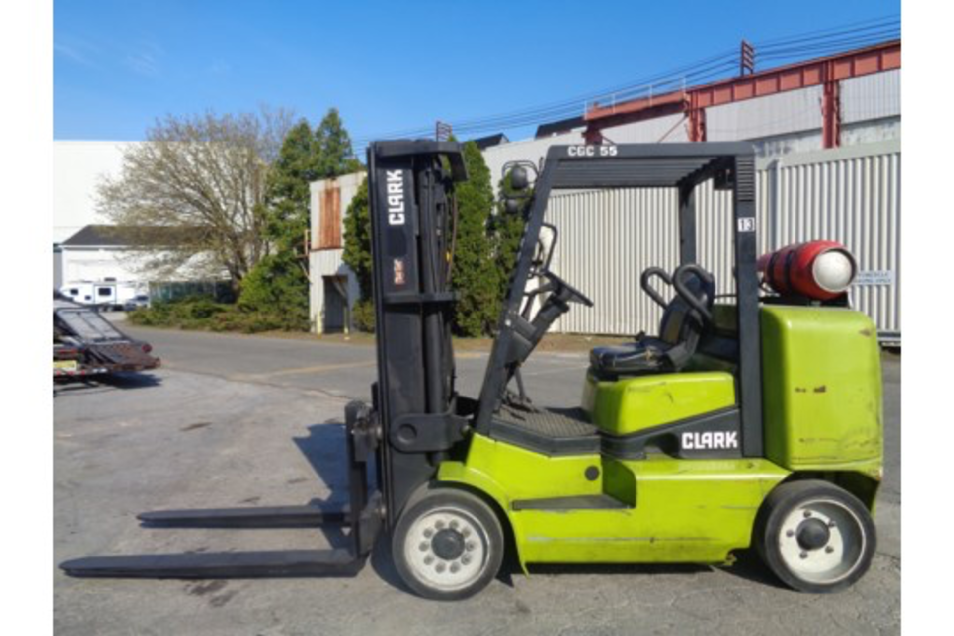 Clark CGC 12,000 lb Forklift - Image 7 of 14