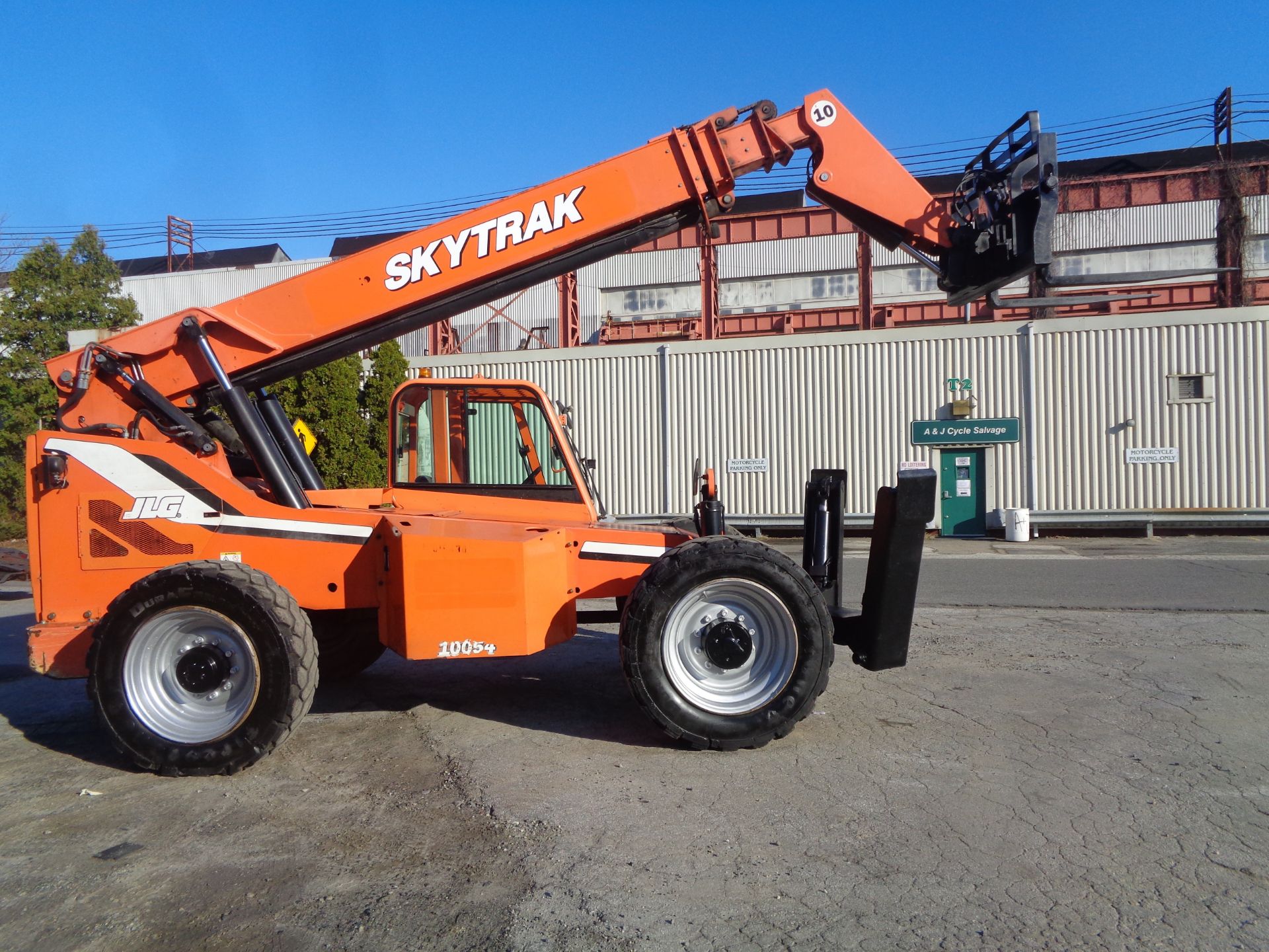 2012 SkyTrak 10054 10000lb Telescopic Forklift