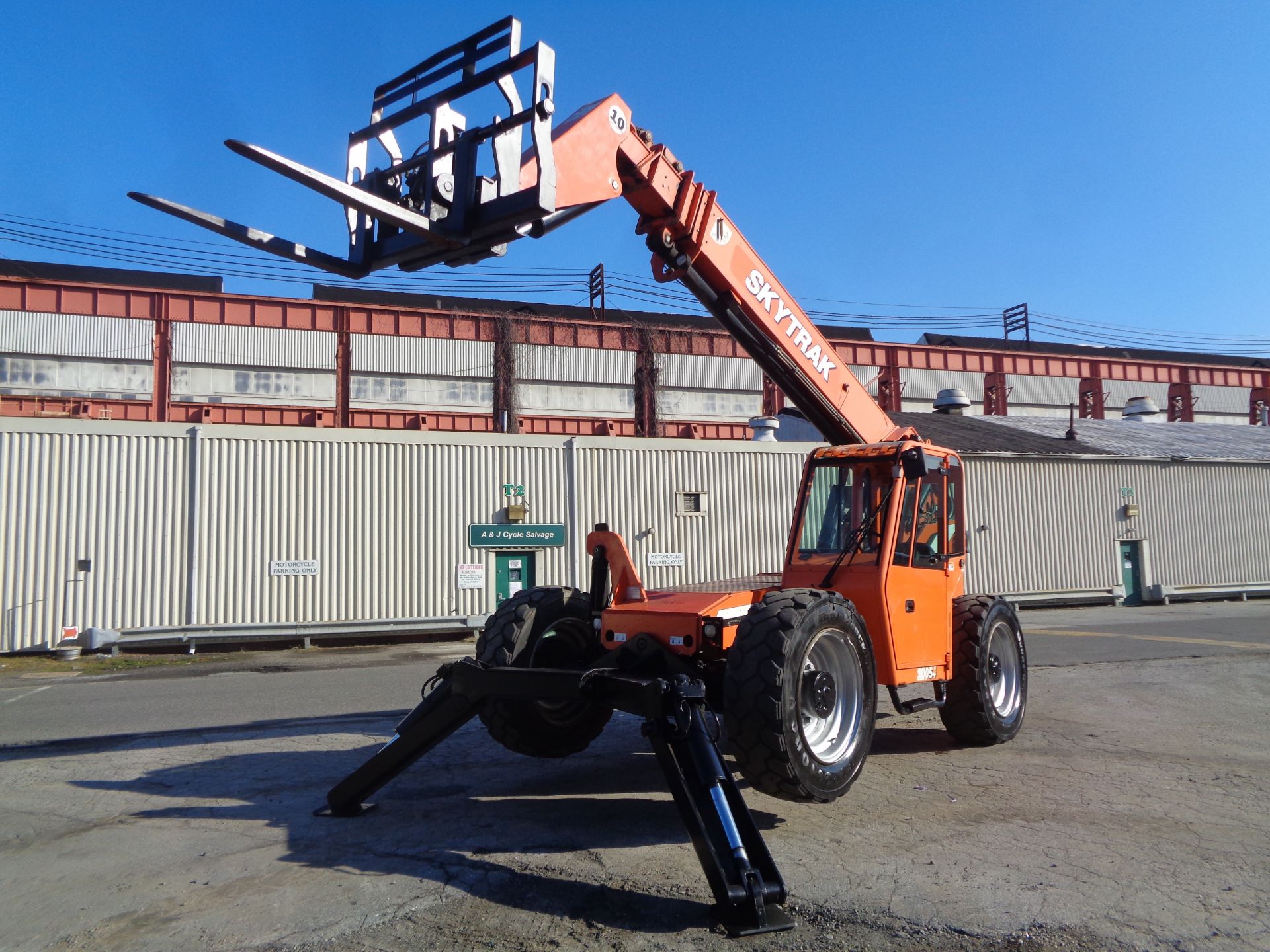 2012 SkyTrak 10054 10000lb Telescopic Forklift - Image 11 of 23