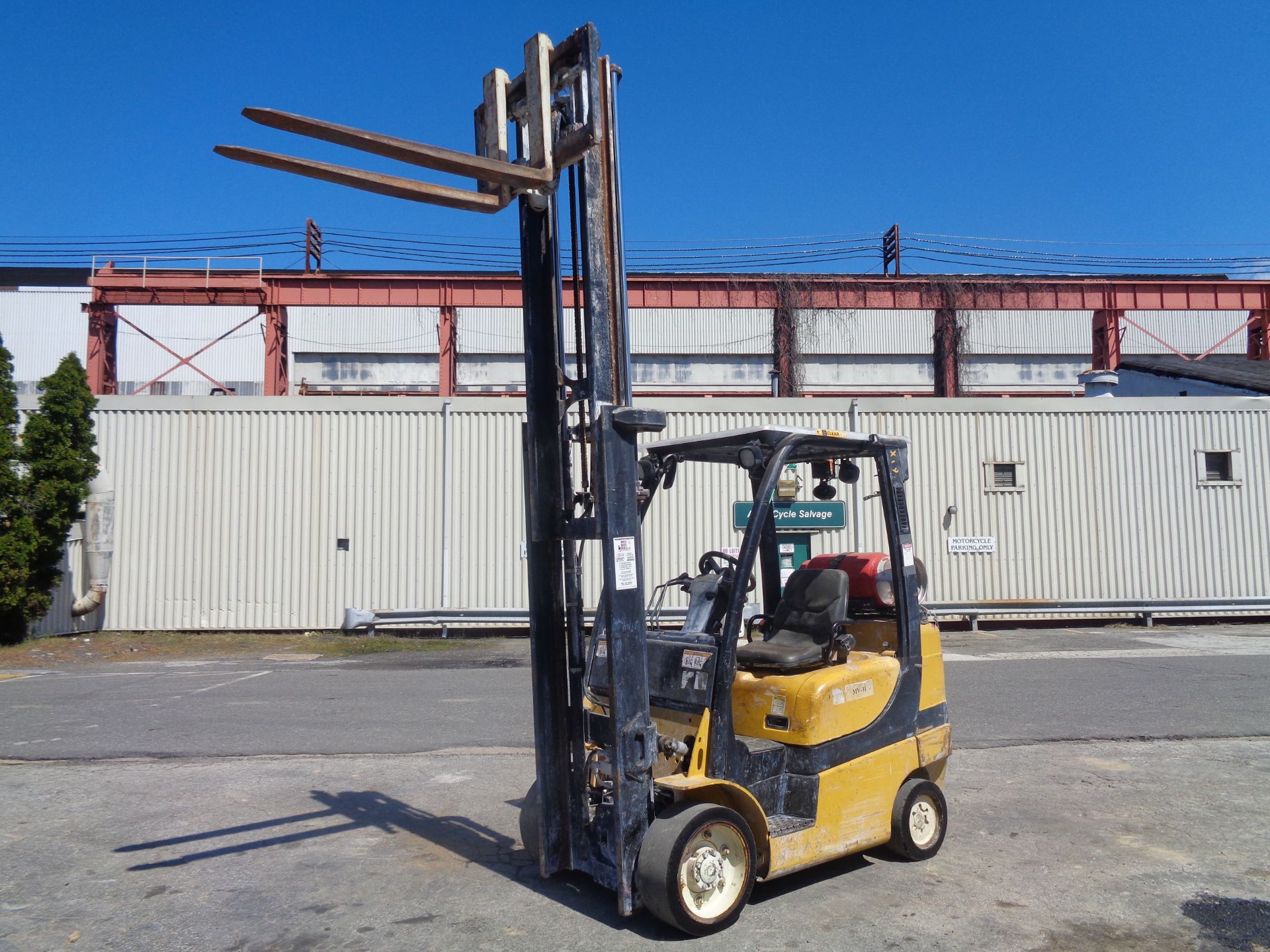 Yale GLC060VXNVRV086 6,000lb Forklift - Image 12 of 15