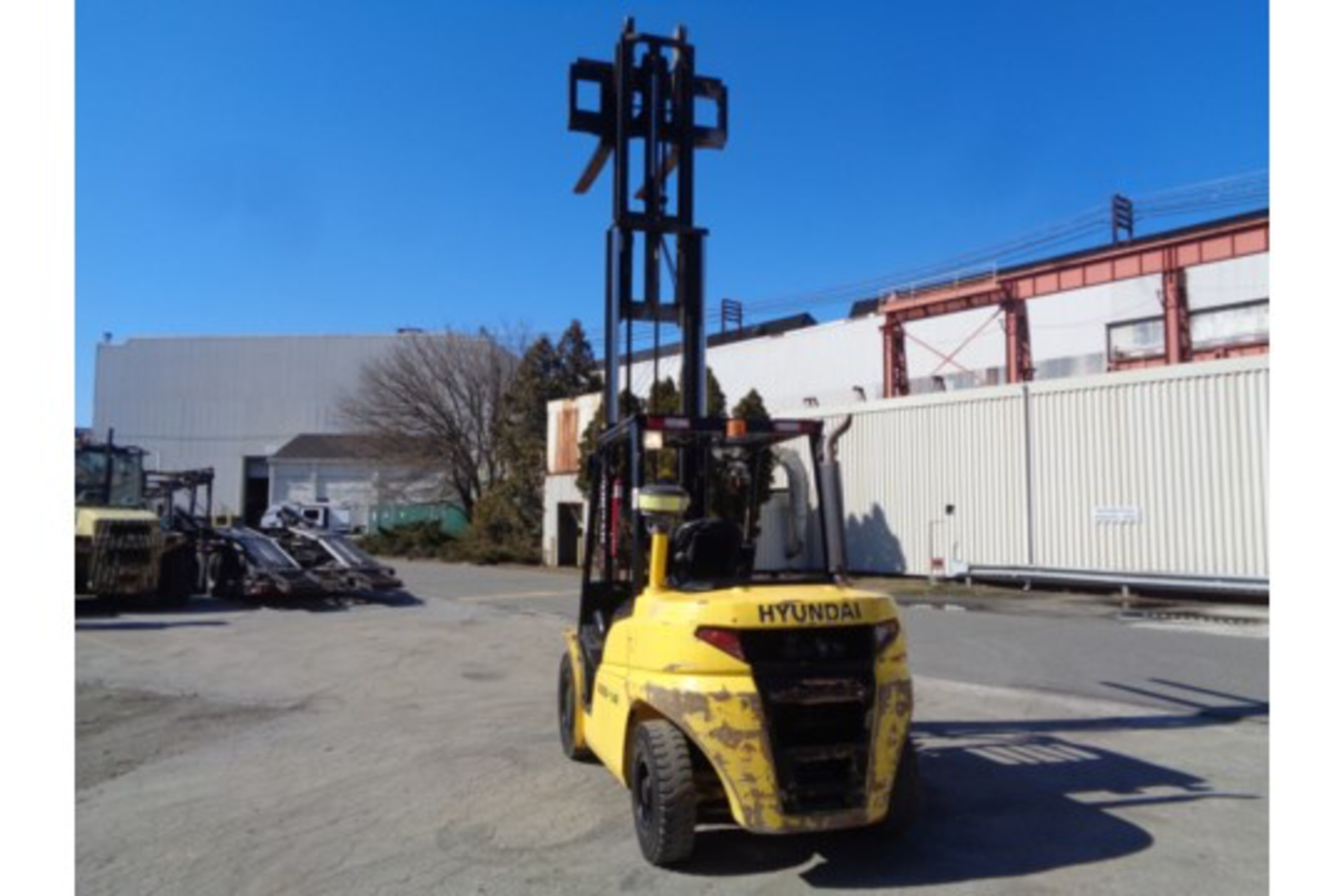 2015 Hyundai 40D-9A 9,000lb Forklift - Image 11 of 17